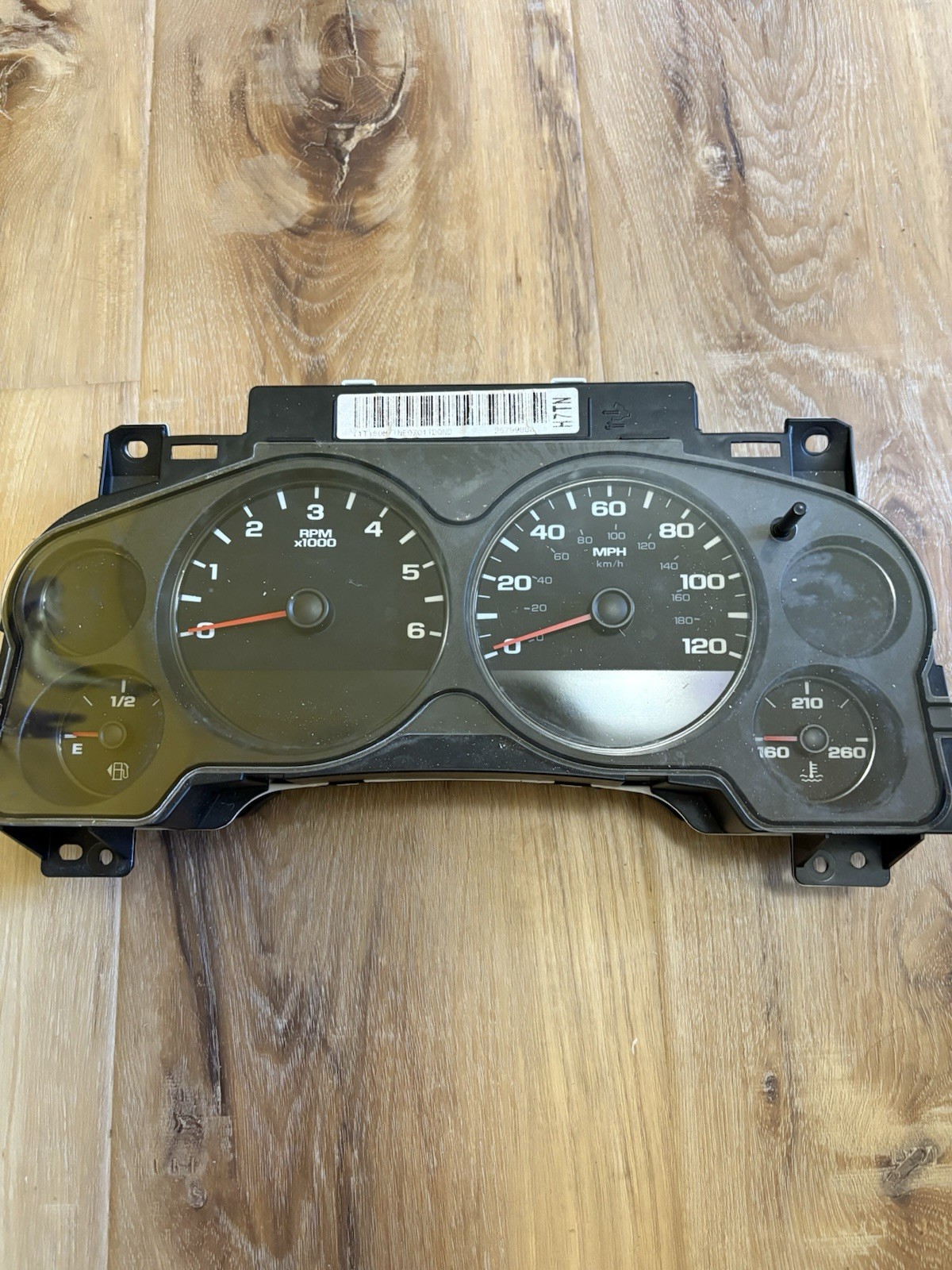 07-13 Chevy Silverado Instrument Cluster