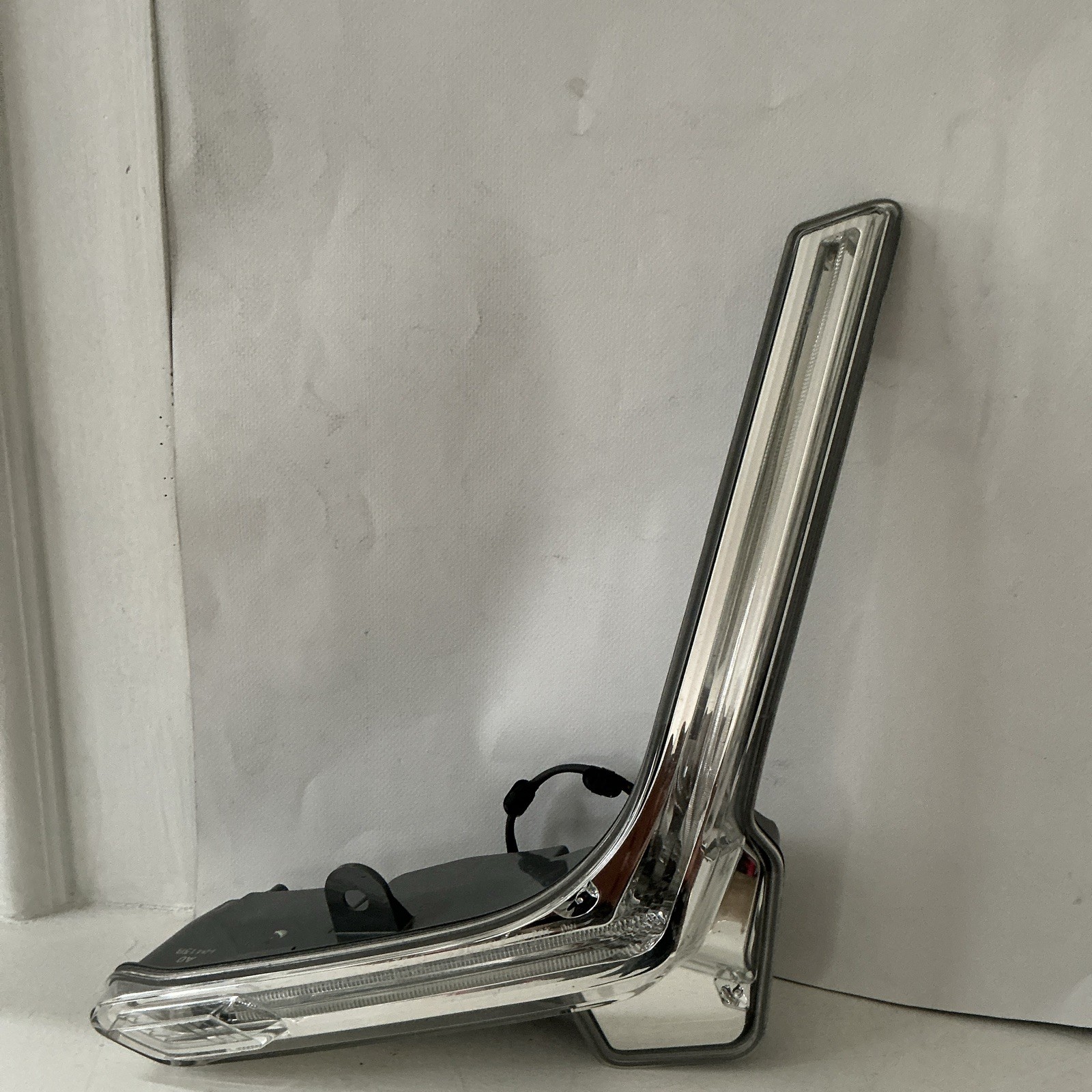 2018-2021 Honda Clarity OEM  Right Side  Front Daytime Running Light