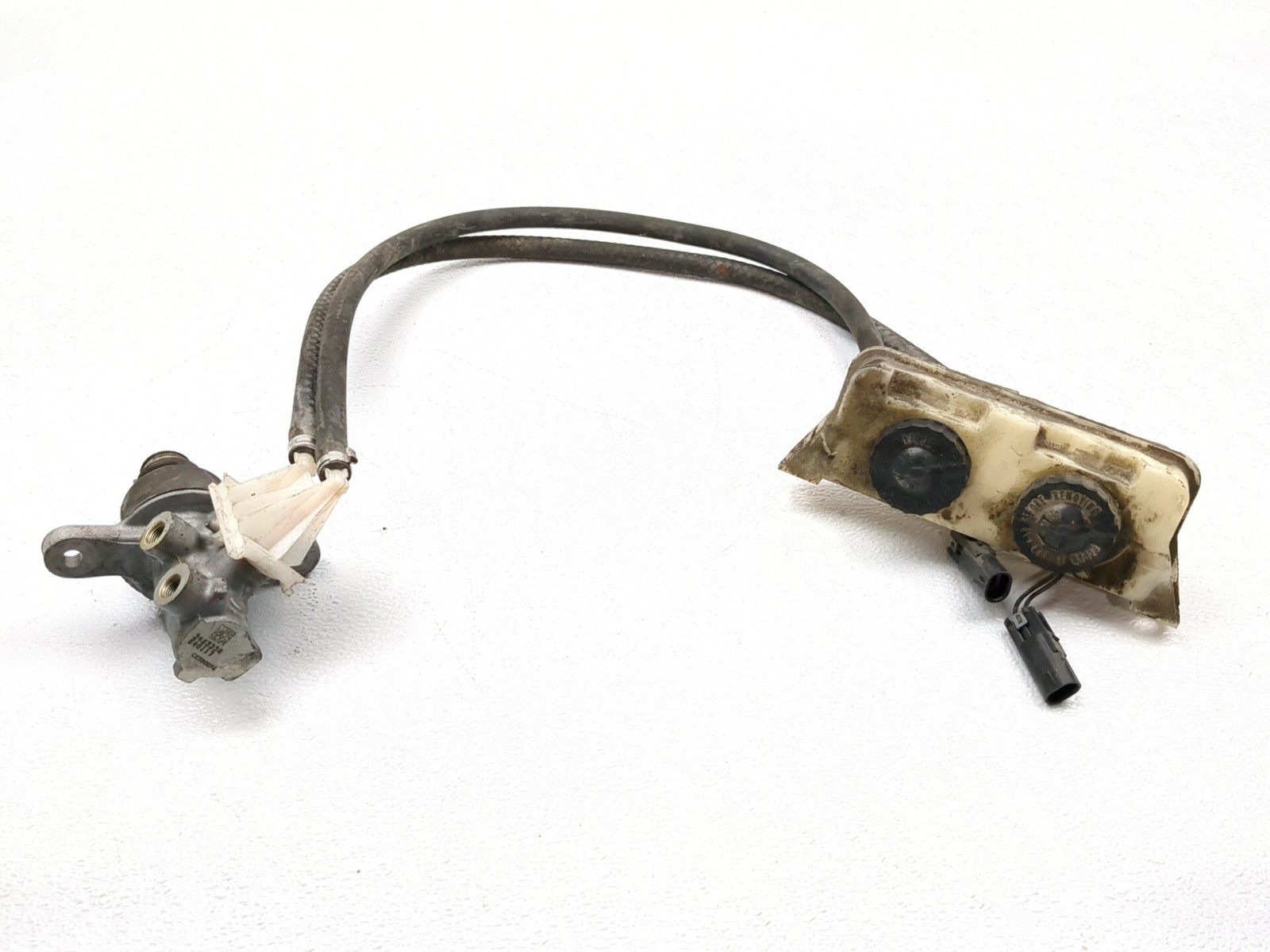 12-19 Can-Am Spyder Roadster RT Front Brake Master Cylinder 705600722