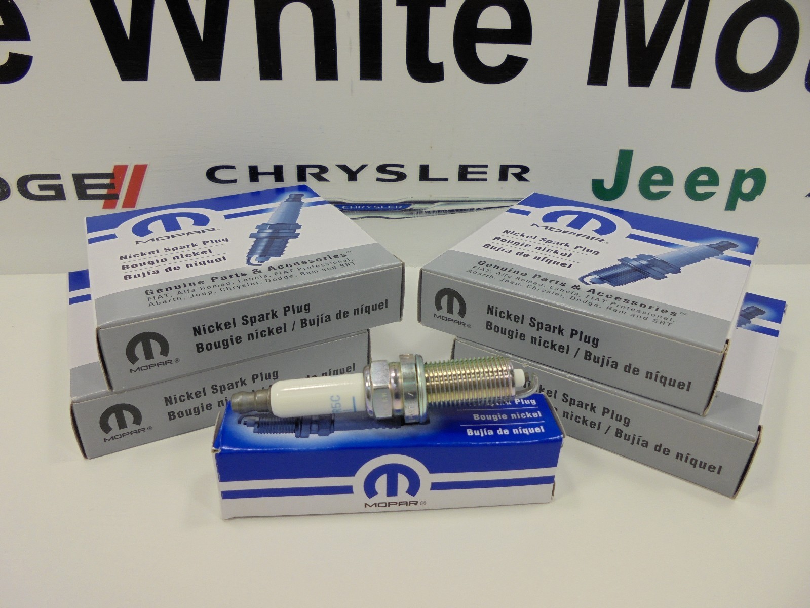 09-14 Chrysler Dodge Jeep Ram New Spark Plug 5.7L Set of 16 Mopar Factory OEM
