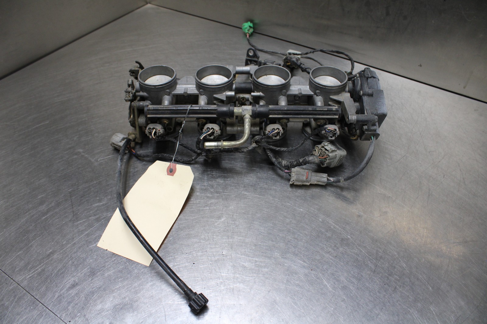 03-04 KAWASAKI NINJA ZX6R Throttle Bodies Fuel Injectors