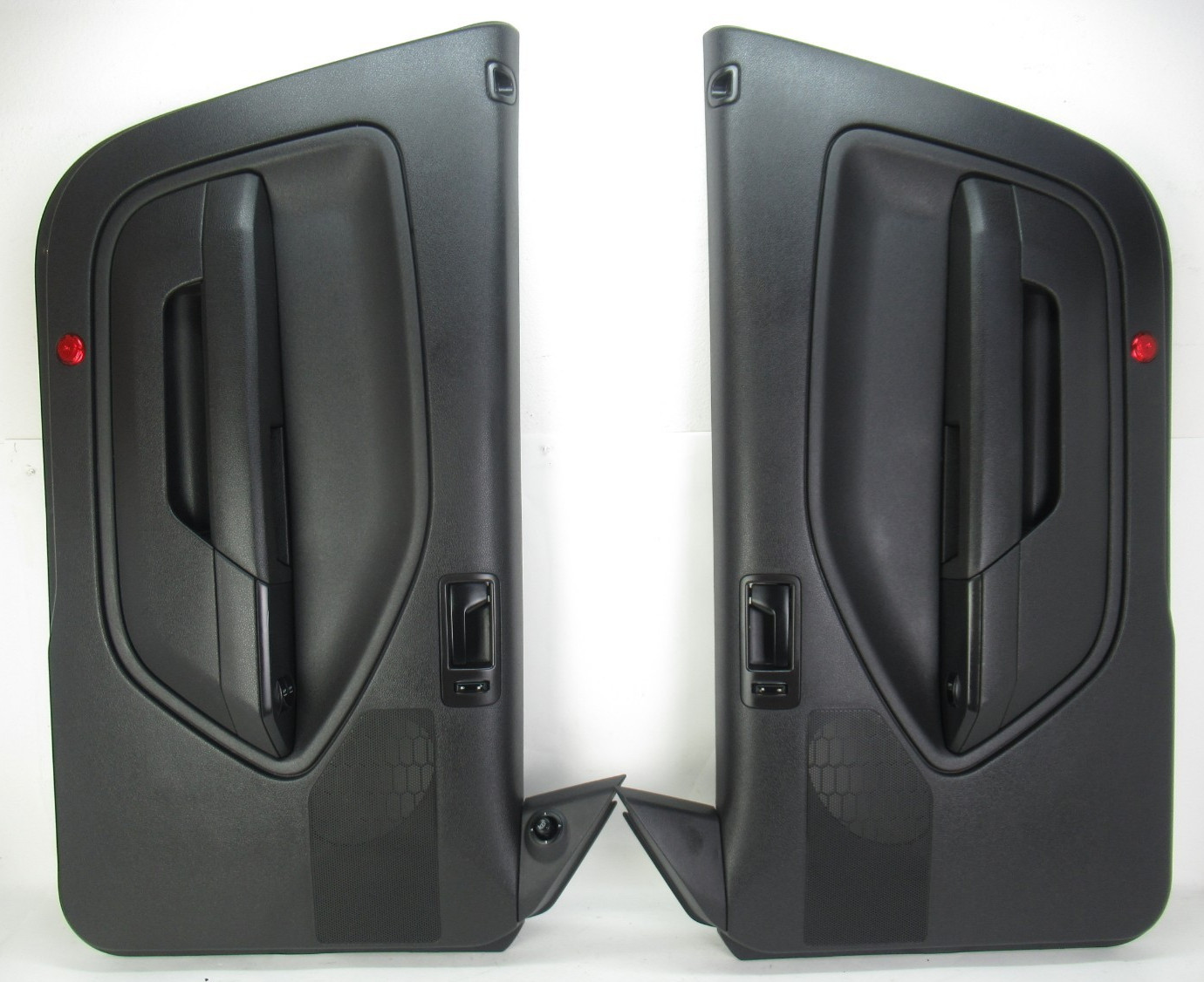 FORD MUSTANG DRIVER PASSENGER LEFT RIGHT DOOR PANEL SET BLACK 2005-2009