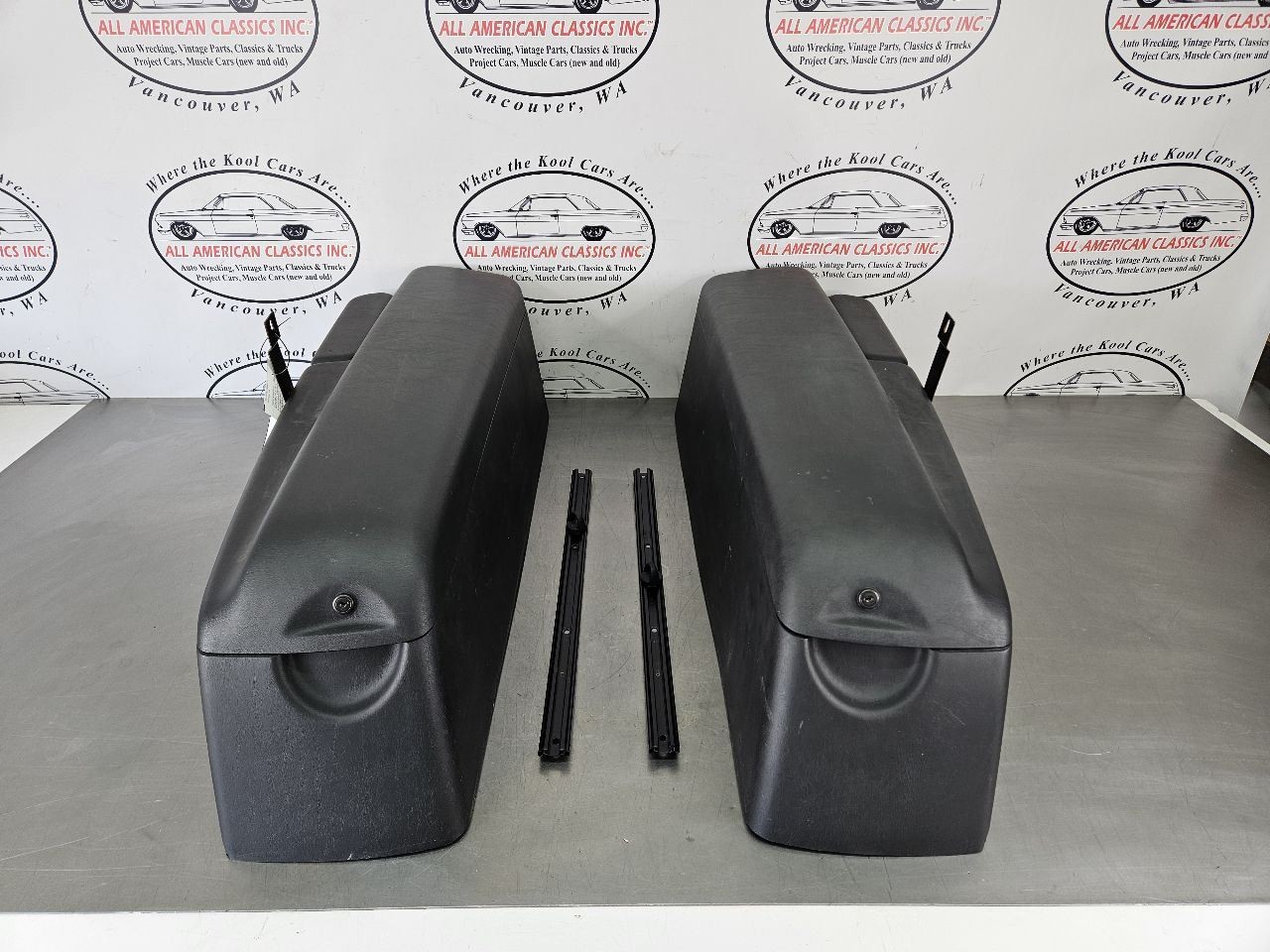 2003-06 Chevy SSR Rear Trunk Stowage Bins Box Pair, w/ Lids, Rails-OEM R00427568