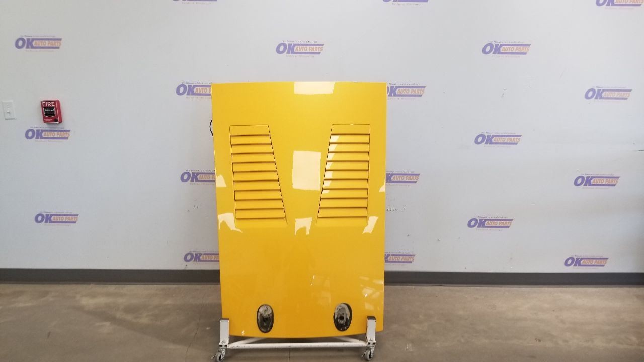 2004 LAMBORGHINI GALLARDO REAR TRUNK DECKLID ASSEMBLY YELLOW
