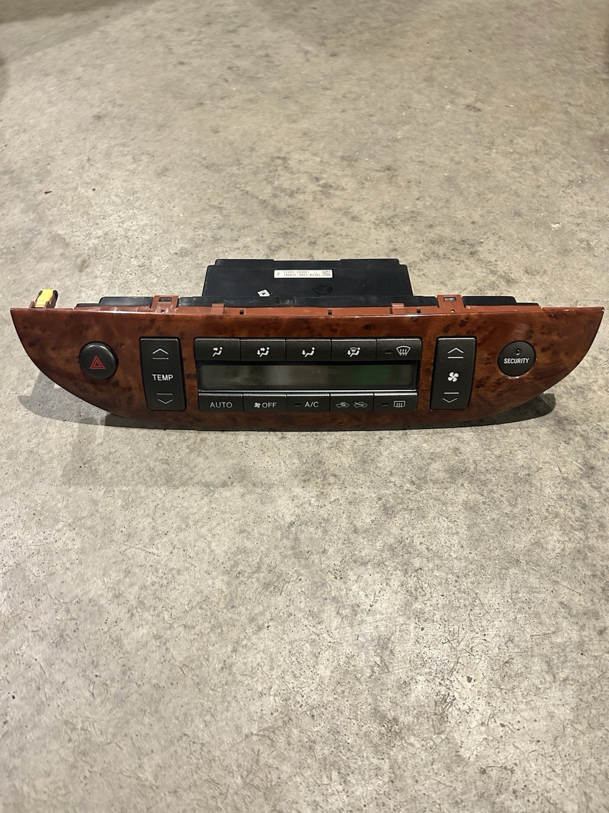 Oem 2002-2006 Toyota Camry Climate Control Module with Woodgrain OEM Oem 2002-2006 Toyota Camry Climate Control Module with Woodgrain OEM