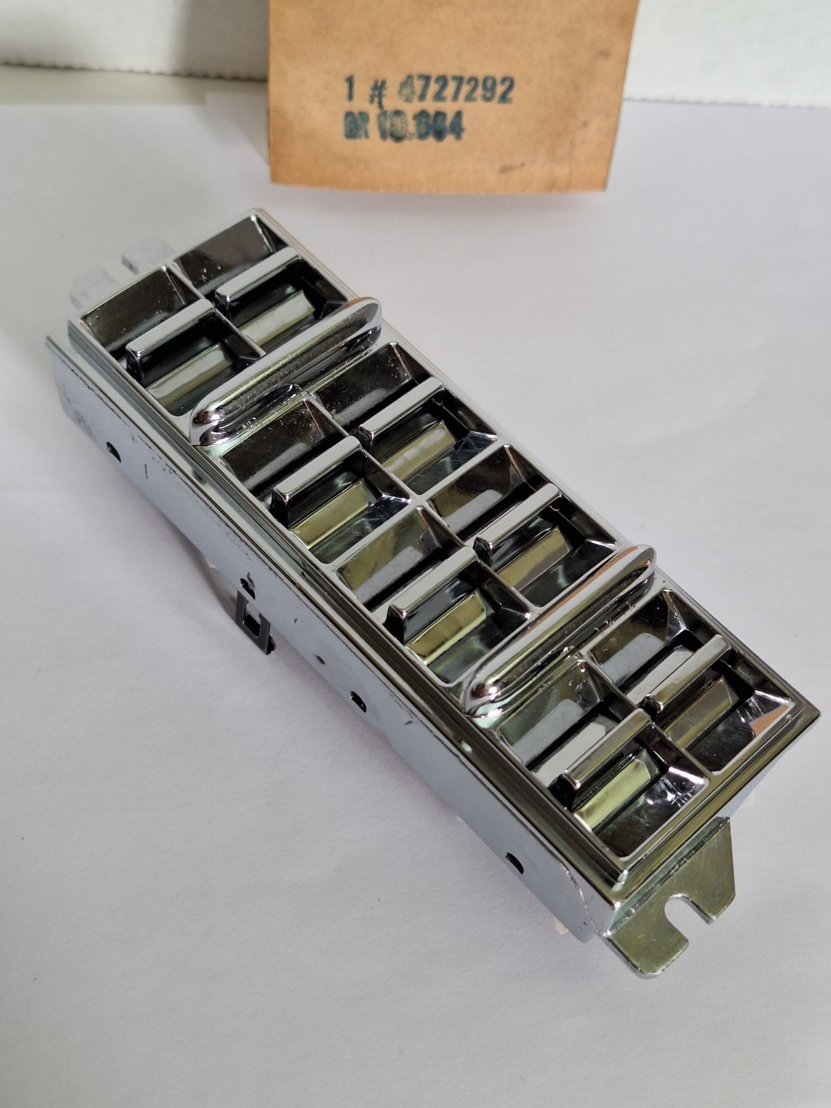 1961 - 1967 Cadillac POWER WINDOW & VENT 8 BUTTON SWITCH Works Perfect Very Nice