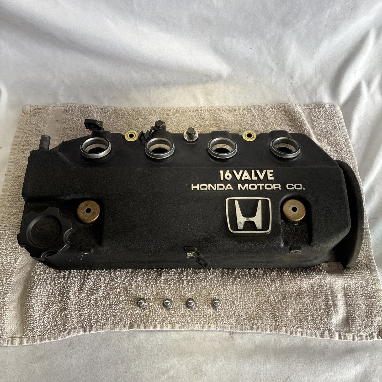 1988-1991 Honda CRX Civic Si D16A6 Valve Cover OEM engine top cap trim 89 90 ef 1988-1991 Honda CRX Civic Si D16A6 Valve Cover OEM engine top cap trim 89 90 ef