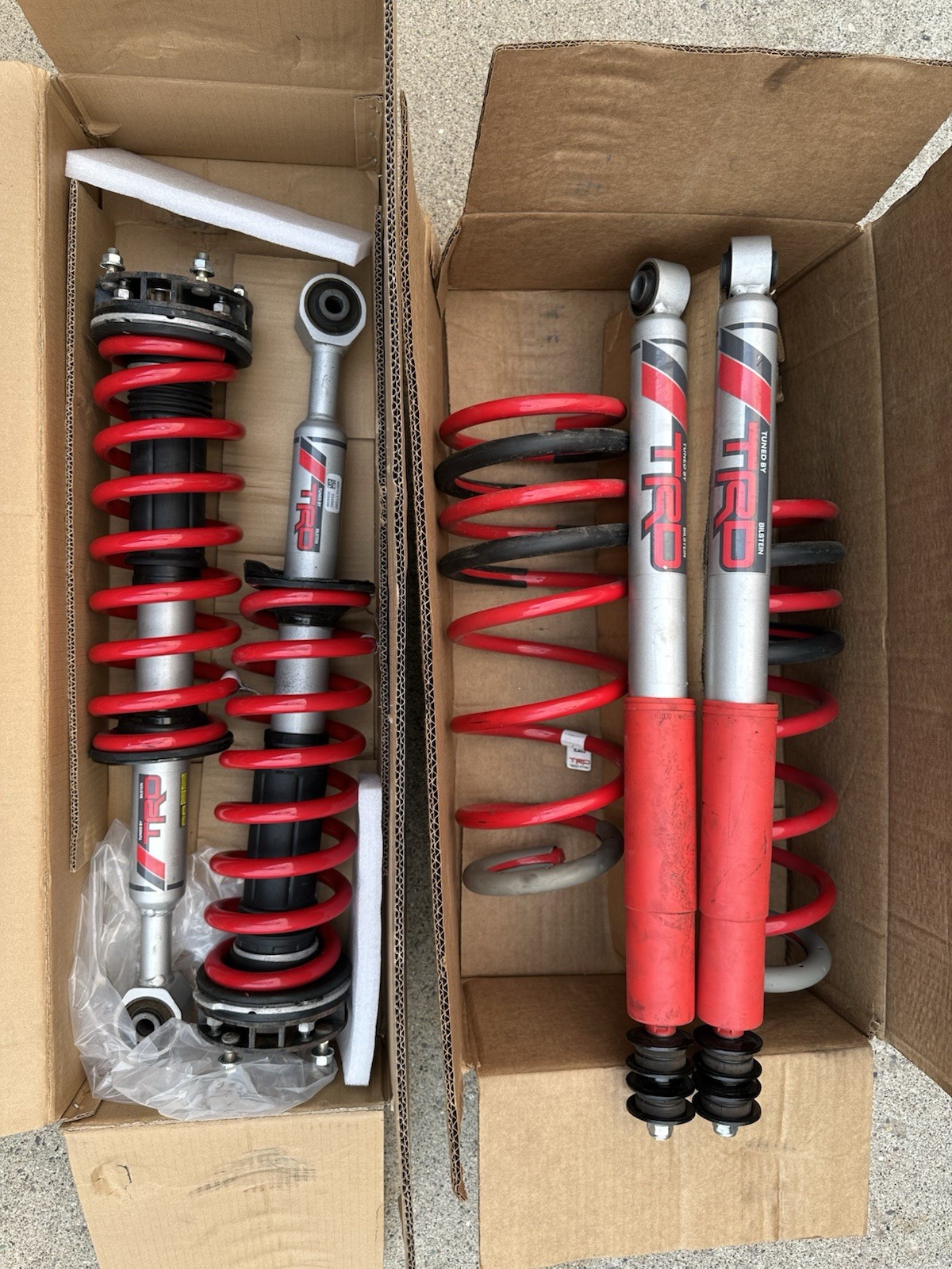 2026 TOYOTA TACOMA TRD Off-Road BILSTEIN FRONT STRUT & REAR SHOCKS 3” LIFT