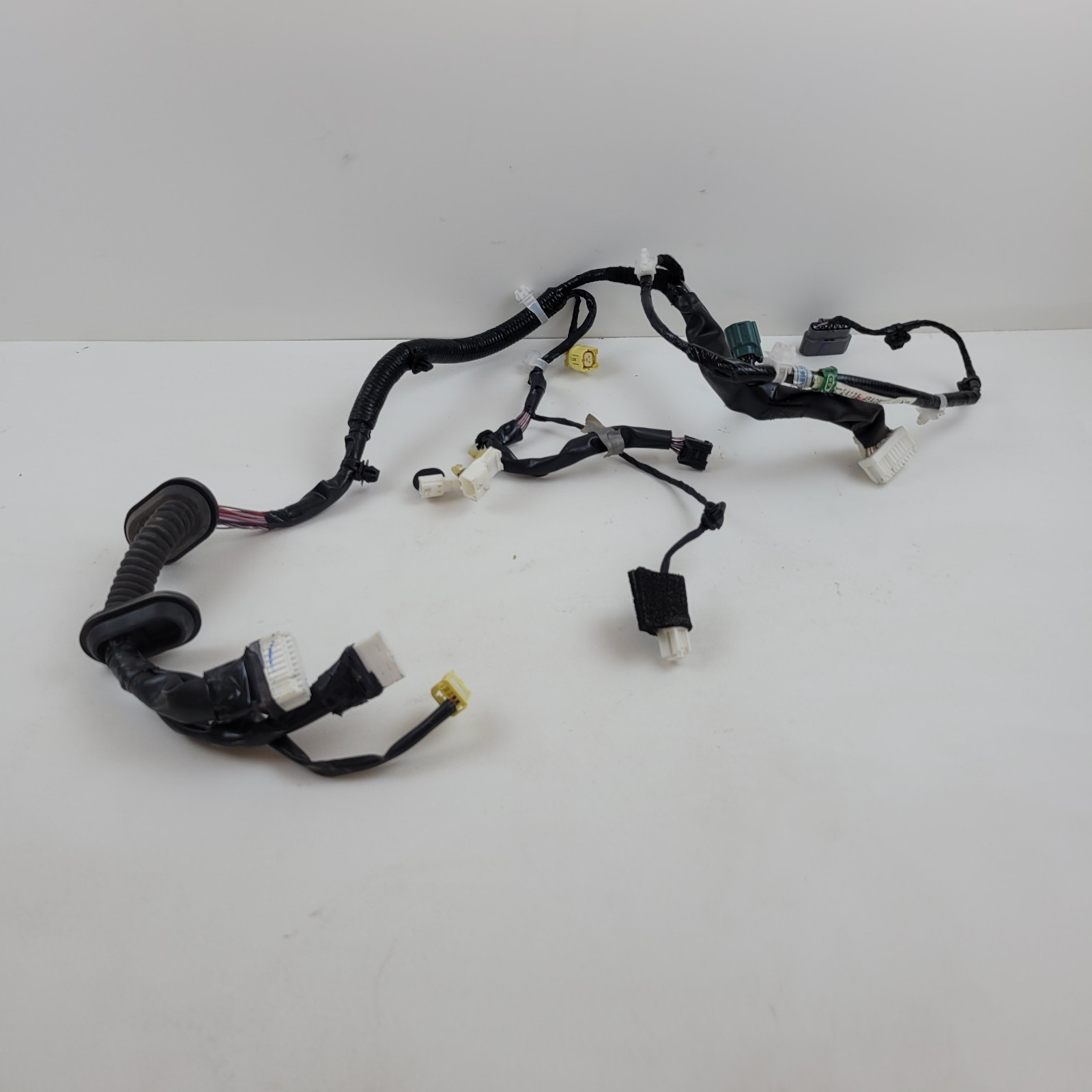 2014-19 Nissan Rogue Driver Side Front Door Wire Harness OEM 241254BA0B 2014-19 Nissan Rogue Driver Side Front Door Wire Harness OEM 241254BA0B