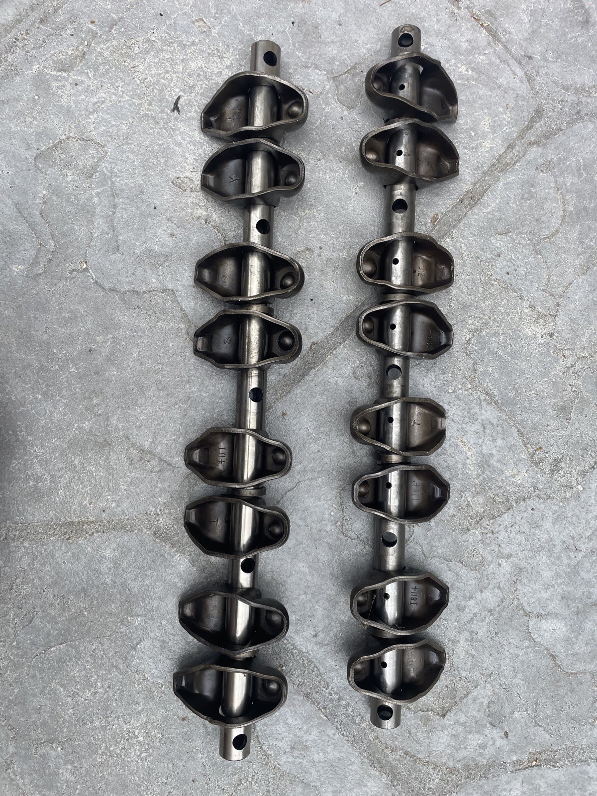 Big block Mopar rocker arms and shafts 361 383 400 413 440 Big block Mopar rocker arms and shafts 361 383 400 413 440