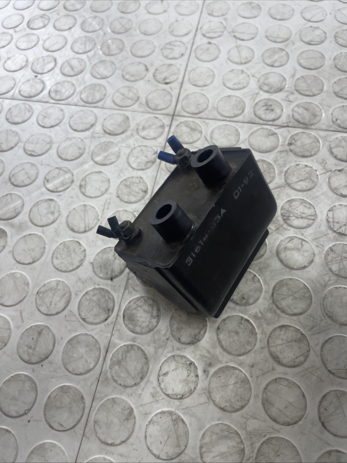 Genuine used Harley Davidson ignition coil pack pn 31614-83A OEM