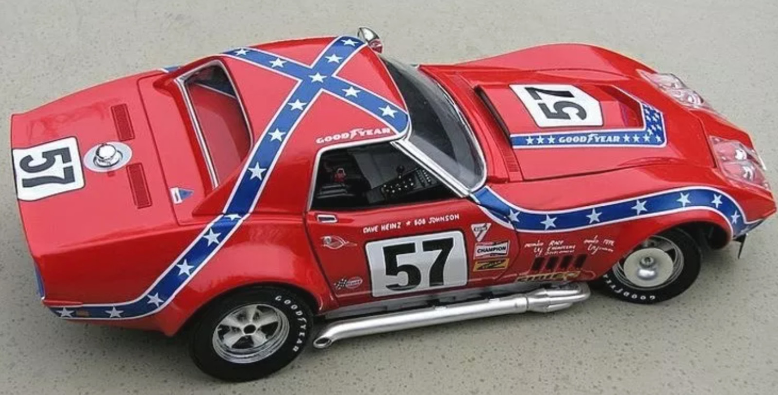 Chevrolet Corvette 55Chevy57 1:18SCALE1963METAL1966MODEL1967CAR 1957 1965 1969 Chevrolet Corvette 55Chevy57 1:18SCALE1963METAL1966MODEL1967CAR 1957 1965 1969