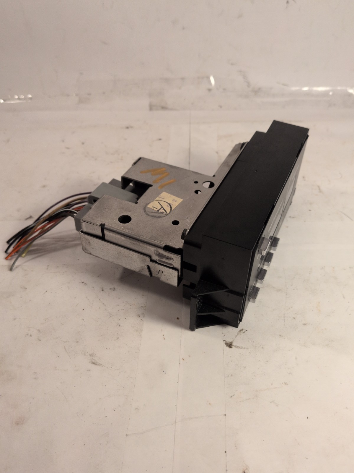 87-93 Cadillac DeVille & 87-92 Fleetwood Fuel Data Center 16089826 OEM 87-93 Cadillac DeVille & 87-92 Fleetwood Fuel Data Center 16089826 OEM
