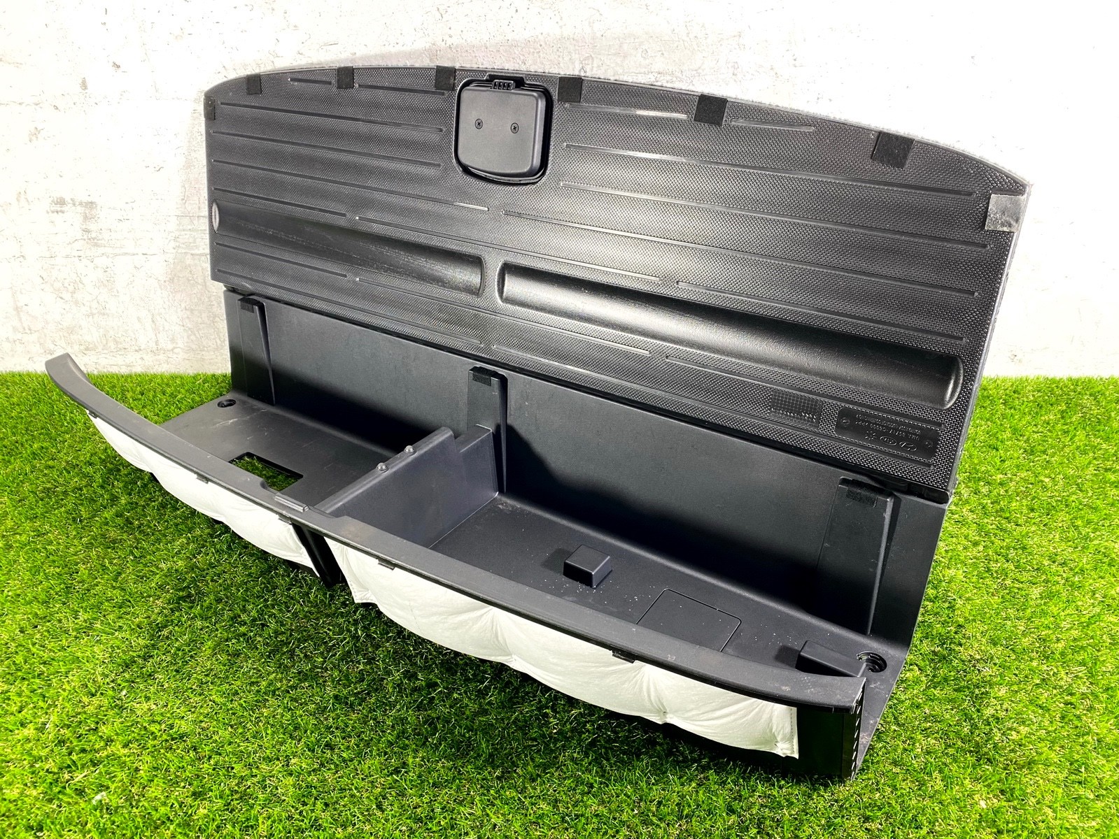 16-20 KIA SORENTO REAR TRUNK CARGO FLOOR STORAGE TRAY COMPARTMENT BOX OEM