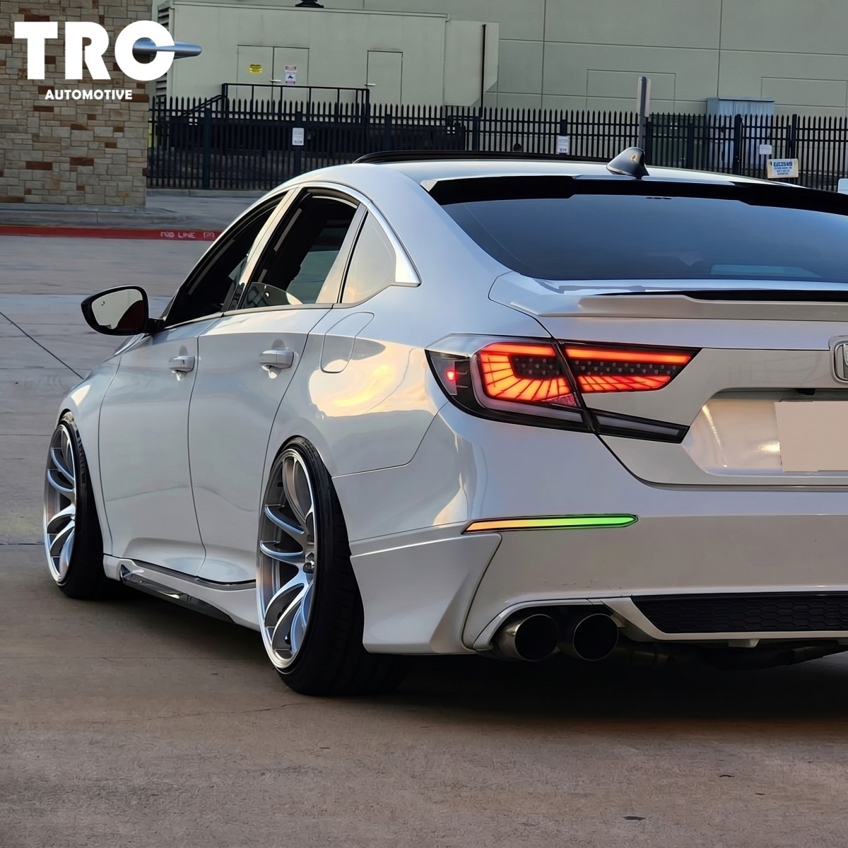 RGB Len For 10th Gen Honda Accord 2018-2022 LED Rear Bumper Reflector Lamp White RGB Len For 10th Gen Honda Accord 2018-2022 LED Rear Bumper Reflector Lamp White