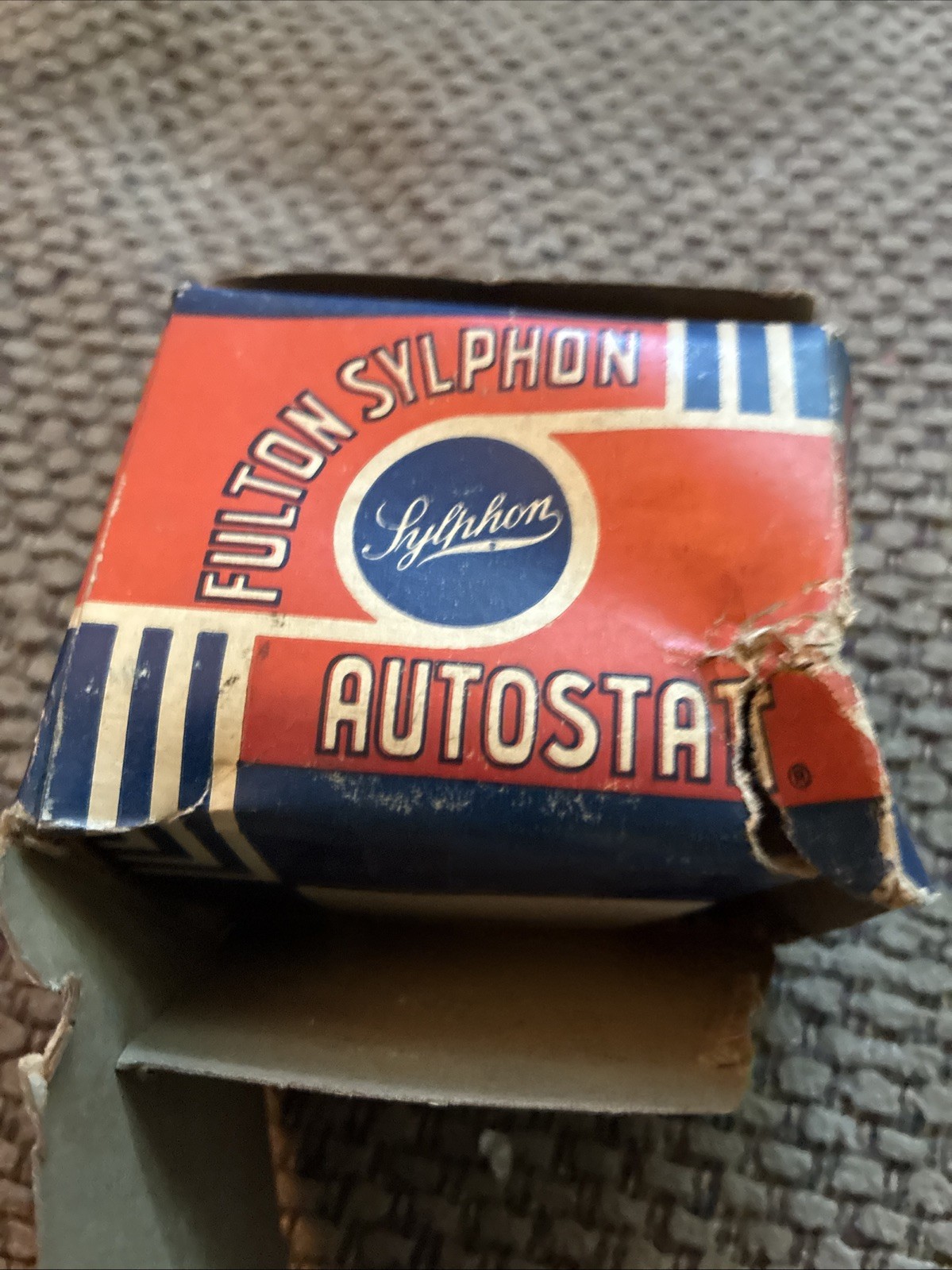 Vintage Fulton Sylphon Autostat, 75 F NOS Vintage Fulton Sylphon Autostat, 75 F NOS