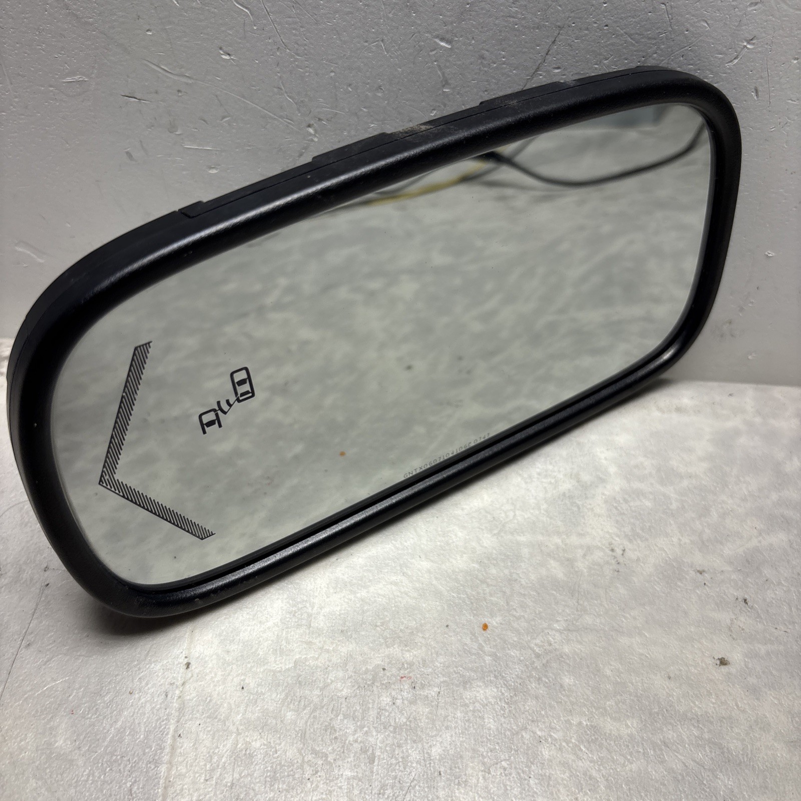 2006-11 Buick LucerneDriver BLIND SPOT ALERT MIRROR GLASS SIGNAL AUTO DIMMING OE