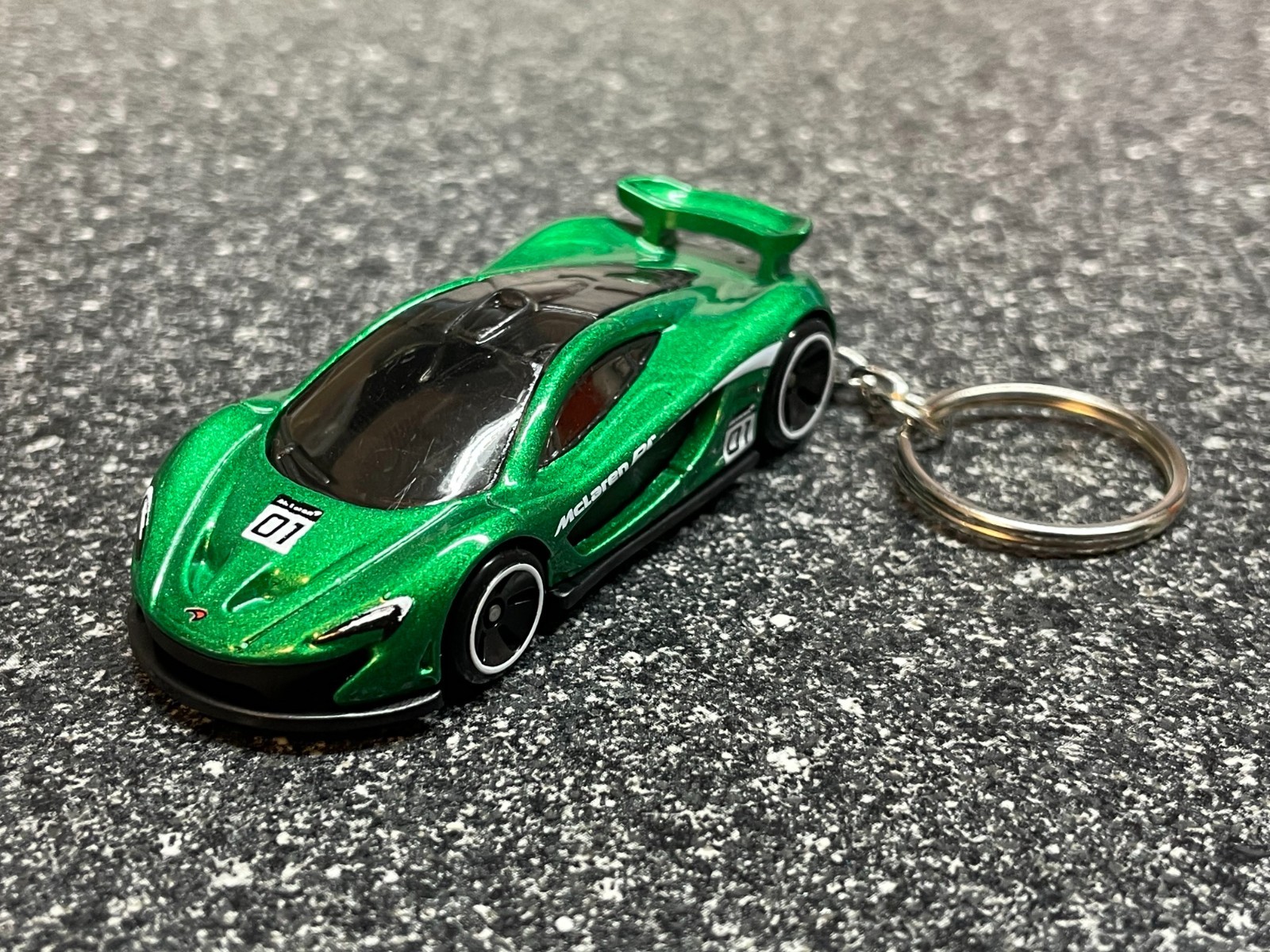 McLaren P1 Green Keychain Hot Wheels Matchbox McLaren P1 Green Keychain Hot Wheels Matchbox