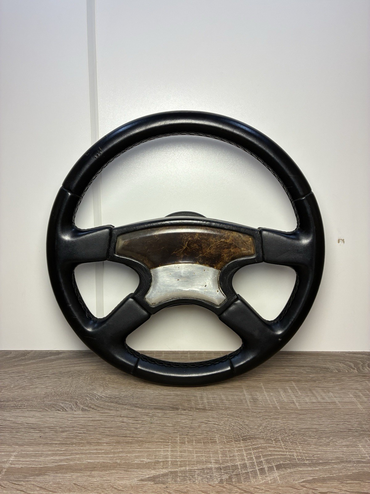 Atiwe 40 Steering Wheel Made in Italy | Original Classic Sport Wheel