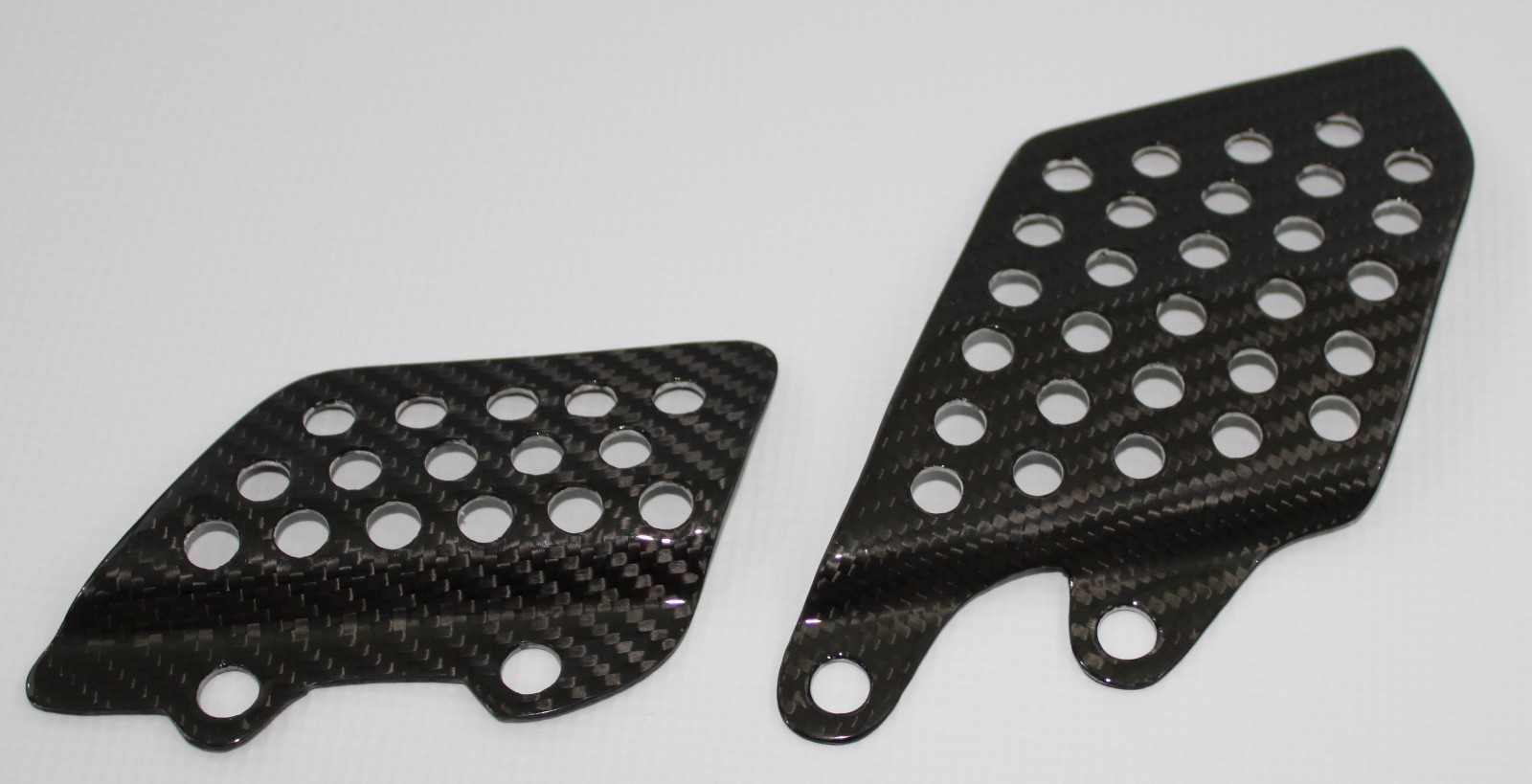 2000-2006 Kawasaki Ninja ZX-12R Heel Plates - 100% Carbon Fiber 2000-2006 Kawasaki Ninja ZX-12R Heel Plates - 100% Carbon Fiber