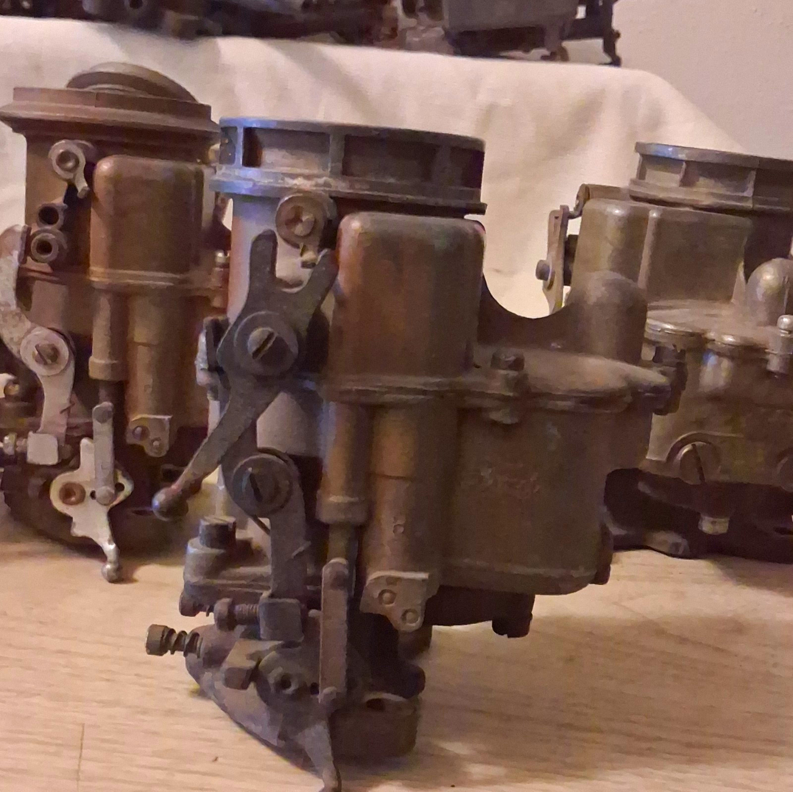 Flathead Ford 81 Stromberg ,Holley carburetor Flathead Ford 81 Stromberg ,Holley carburetor