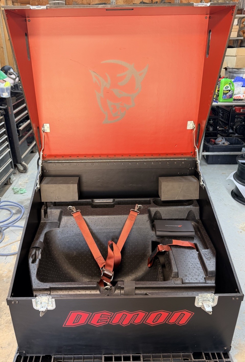 2018 Dodge Demon Crate SRT Factory #0034 “BLACK MOUNTAIN” w/Foam Insert & Belts 2018 Dodge Demon Crate SRT Factory #0034 “BLACK MOUNTAIN” w/Foam Insert & Belts