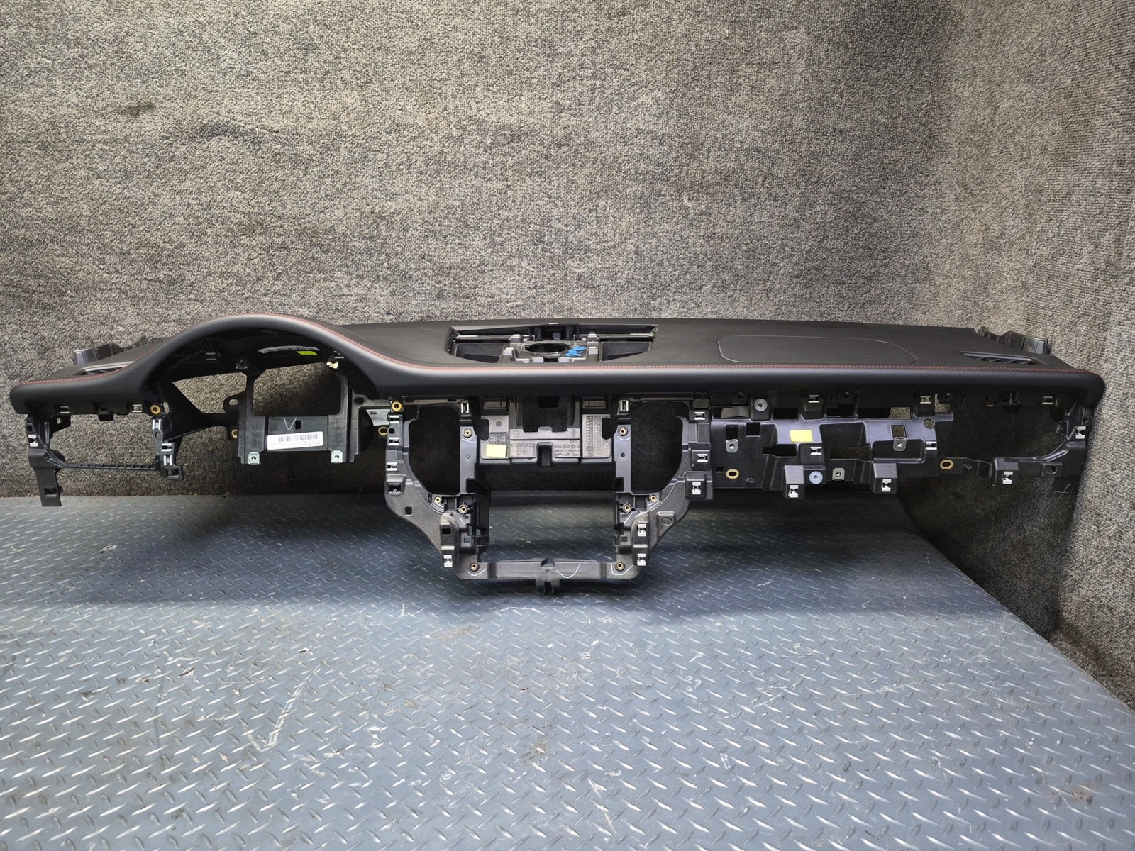 2015-2018 PORSCHE MACAN FRONT DASHBOARD DASH INSTRUMENT PANEL FRAME BLACK