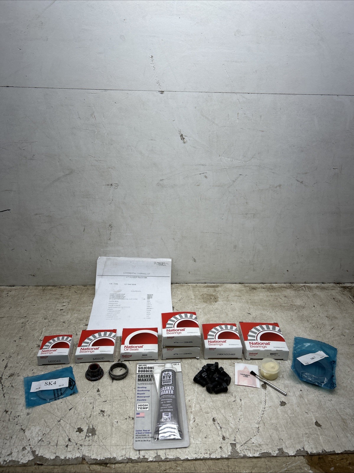 National Oil Seals Axle Differential Bearing & Seal Kit RA-311MK (New Old Stock) National Oil Seals Axle Differential Bearing & Seal Kit RA-311MK (New Old Stock)