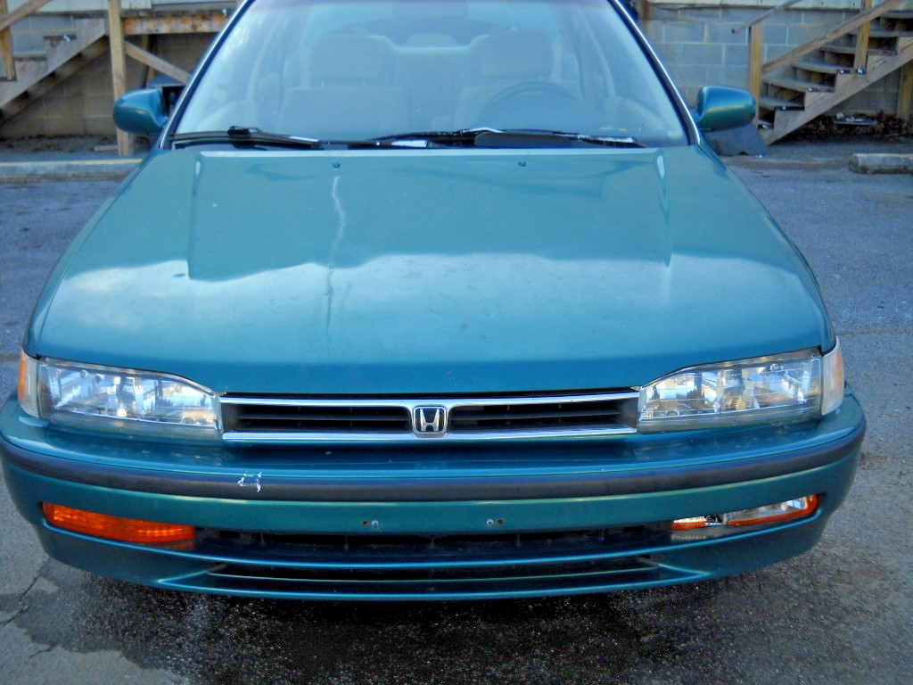 1992-1993 HONDA ACCORD 4DR EX FRONT BUMPER CLEAN ORIGINAL OEM 1992-1993 HONDA ACCORD 4DR EX FRONT BUMPER CLEAN ORIGINAL OEM
