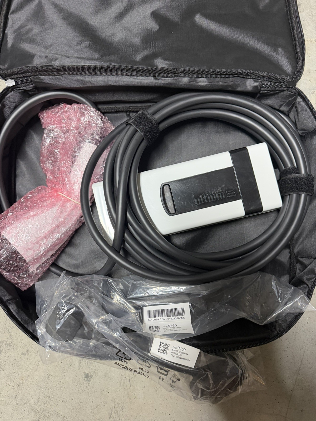 NEW OEM GM Ultium Dual Level EV Charger 120V 240V NEMA 5-15 14-50 40A NEW OEM GM Ultium Dual Level EV Charger 120V 240V NEMA 5-15 14-50 40A