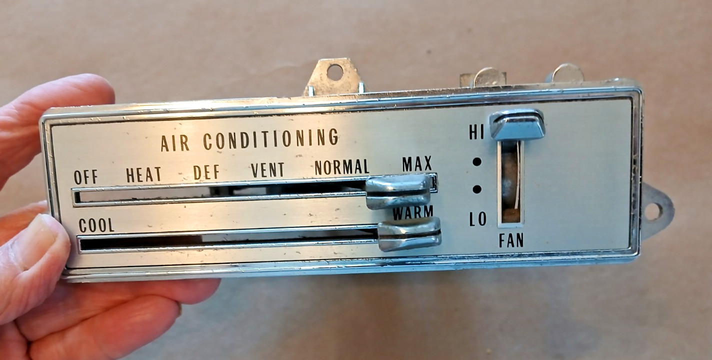 1970-1972 Oldsmobile Cutlass 442 OEM A/C Heater Control Dash Panel 1970-1972 Oldsmobile Cutlass 442 OEM A/C Heater Control Dash Panel