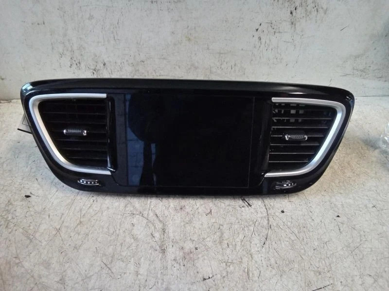 2018-2020 Chrysler Pacifica Radio Receiver GPS Display Screen Panel OEM 2018-2020 Chrysler Pacifica Radio Receiver GPS Display Screen Panel OEM
