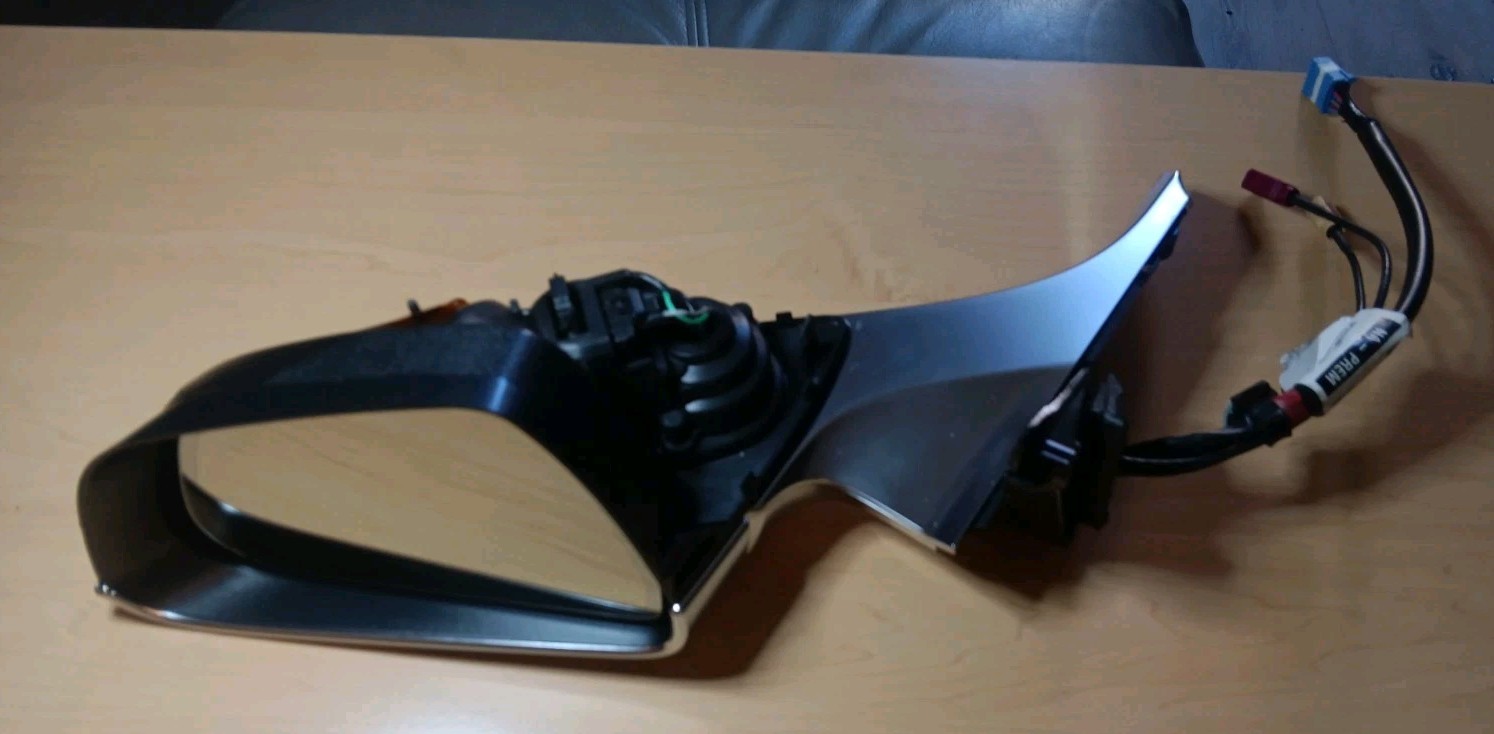 OEM 2017 - 2023 Tesla Model 3 Premium Left Driver Side View Mirror 1110777-00-L OEM 2017 - 2023 Tesla Model 3 Premium Left Driver Side View Mirror 1110777-00-L
