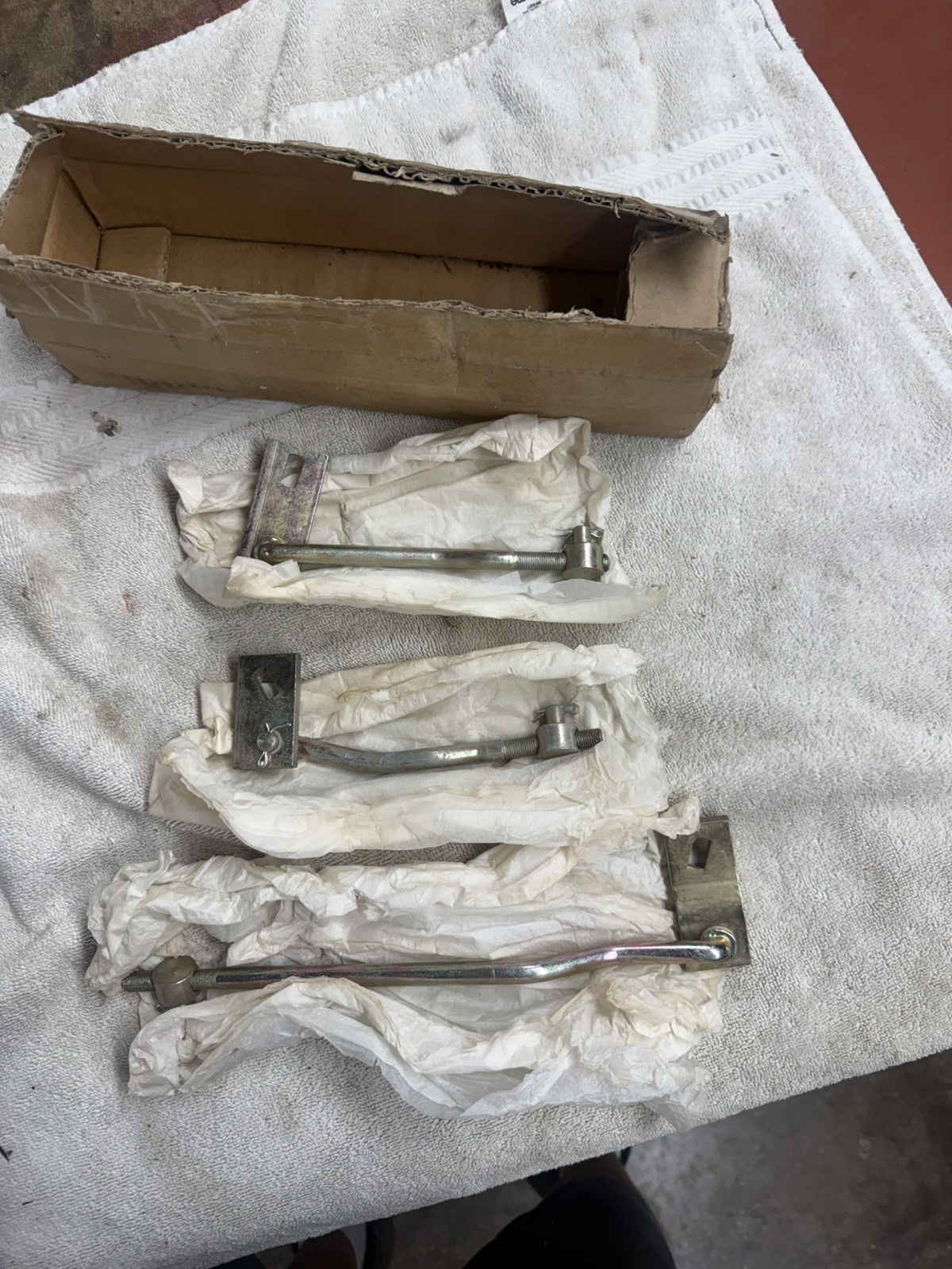 PG Classic 130 Mopar 1966-70 B-body 4 Speed Shift Rods PG Classic 130 Mopar 1966-70 B-body 4 Speed Shift Rods