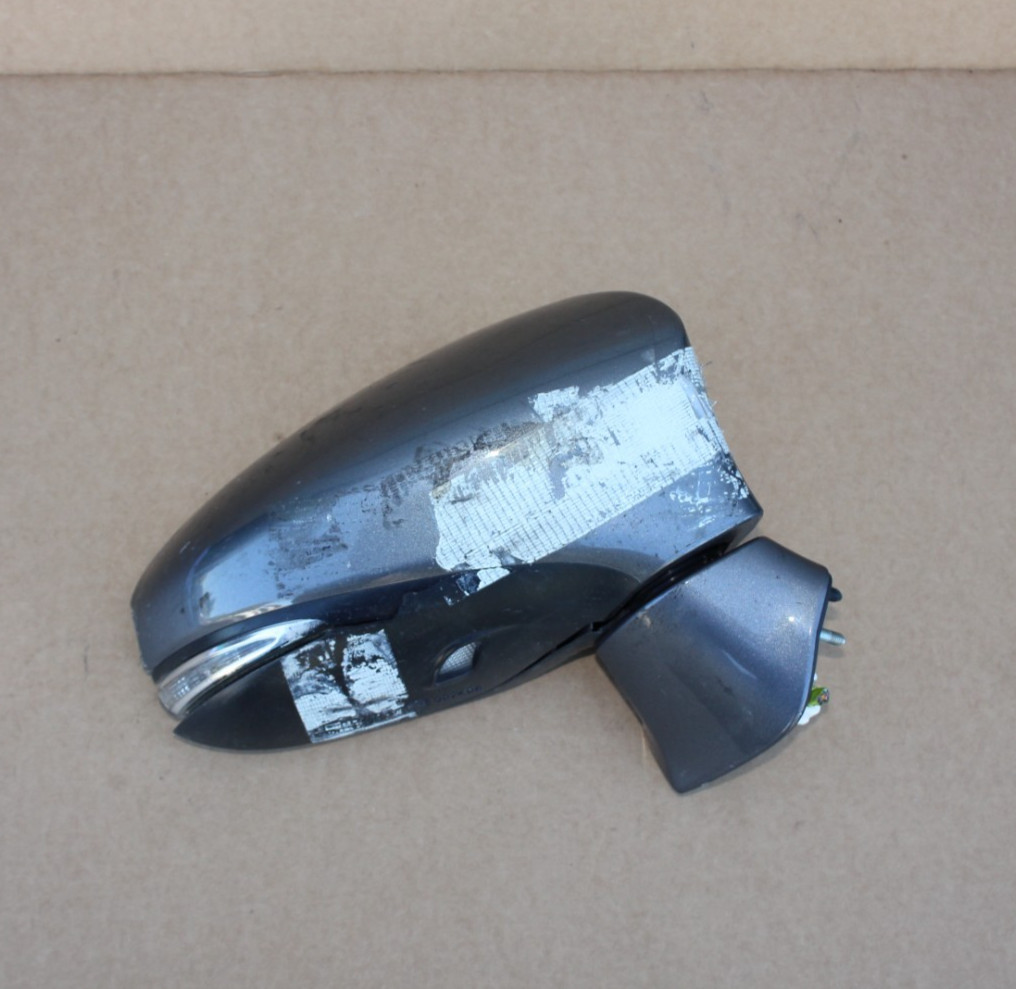 DAMAGED 14-16 Lexus CT200H Passenger Right Side Heated Power Door Mirror