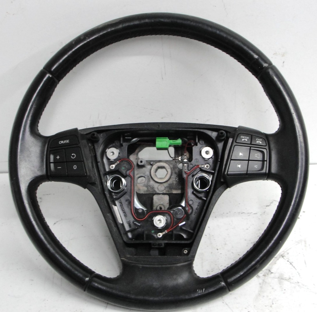 Volvo V50 S40 C30 C70 black leather STEERING WHEEL cruise radio buttons OE 05-13