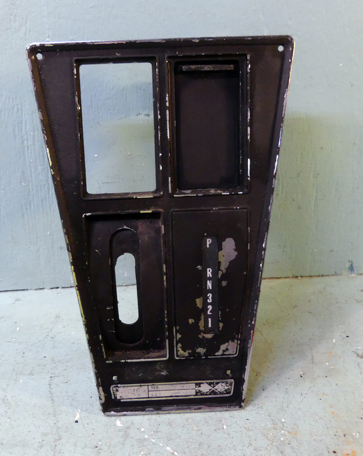1972-1976 C3 Corvette Automatic Transmission Shift Console Bezel w/A/C 1972-1976 C3 Corvette Automatic Transmission Shift Console Bezel w/A/C