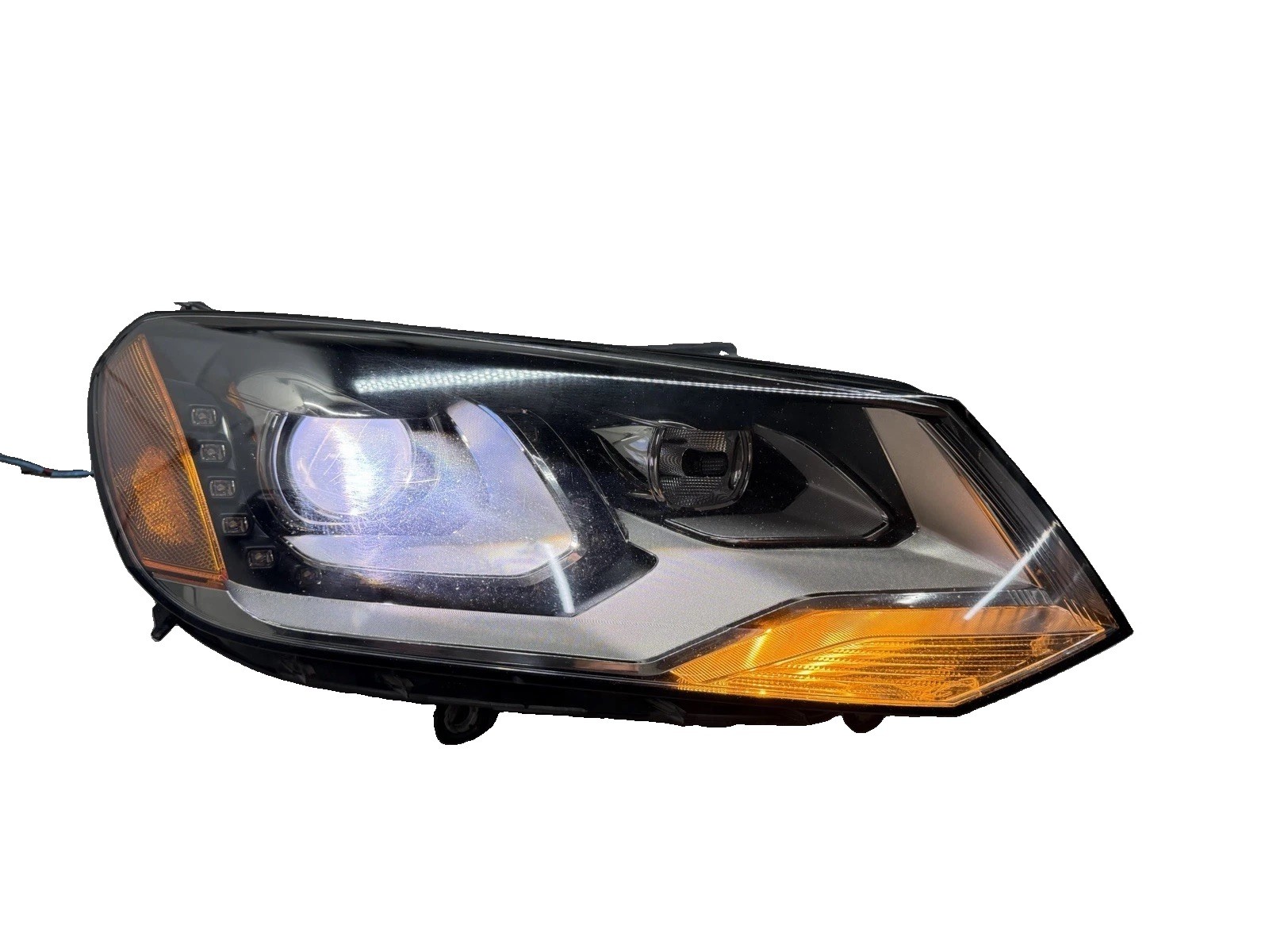 2011-2014 Volkswagen Touareg RH Passenger Xenon HID Headlight Complete OEM  (15)