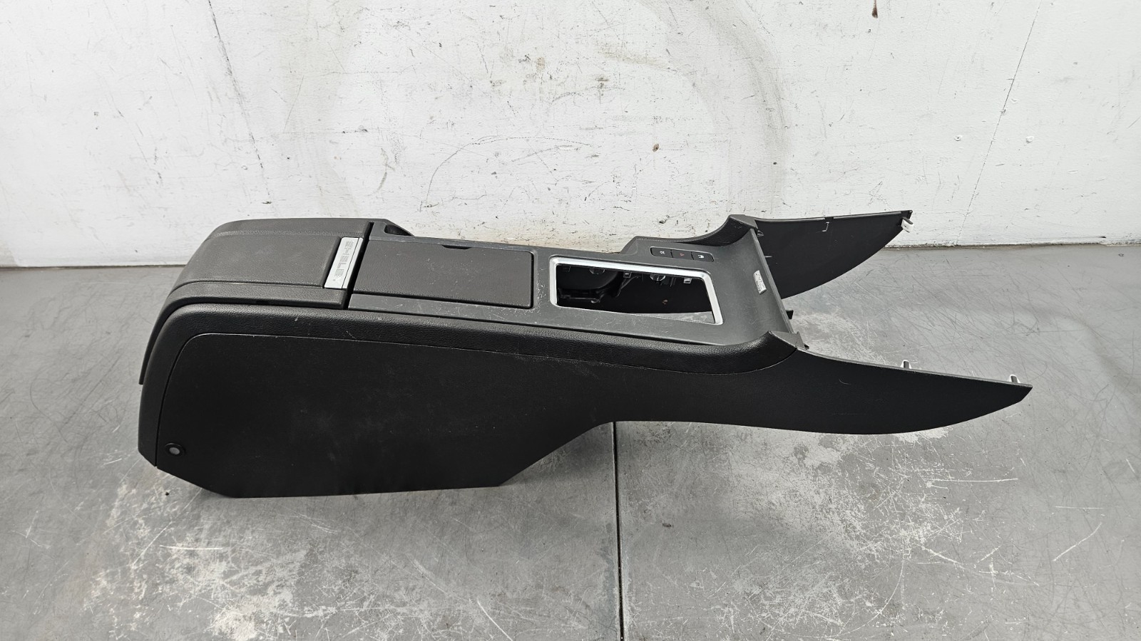2010 Ford Mustang Shelby GT500 Center Console #8731 C7