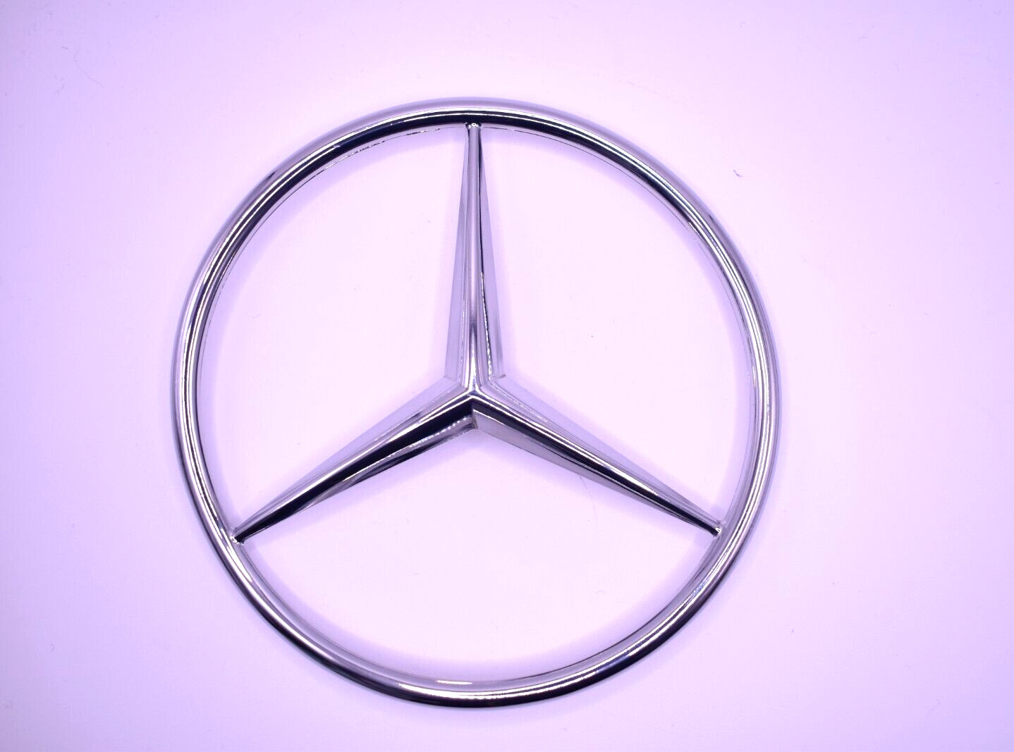 GENUINE NOS MERCEDES-BENZ TRUNK EMBLEM 116 758 00 58 GENUINE NOS MERCEDES-BENZ TRUNK EMBLEM 116 758 00 58