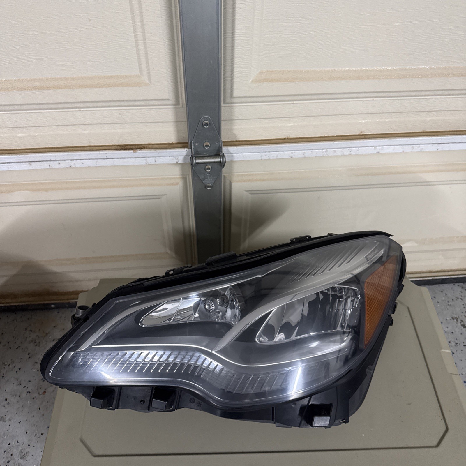 2014 2017 Mercedes E Class Coupe Driver side LED Headlight OEM A2078209561KZ 2014 2017 Mercedes E Class Coupe Driver side LED Headlight OEM A2078209561KZ