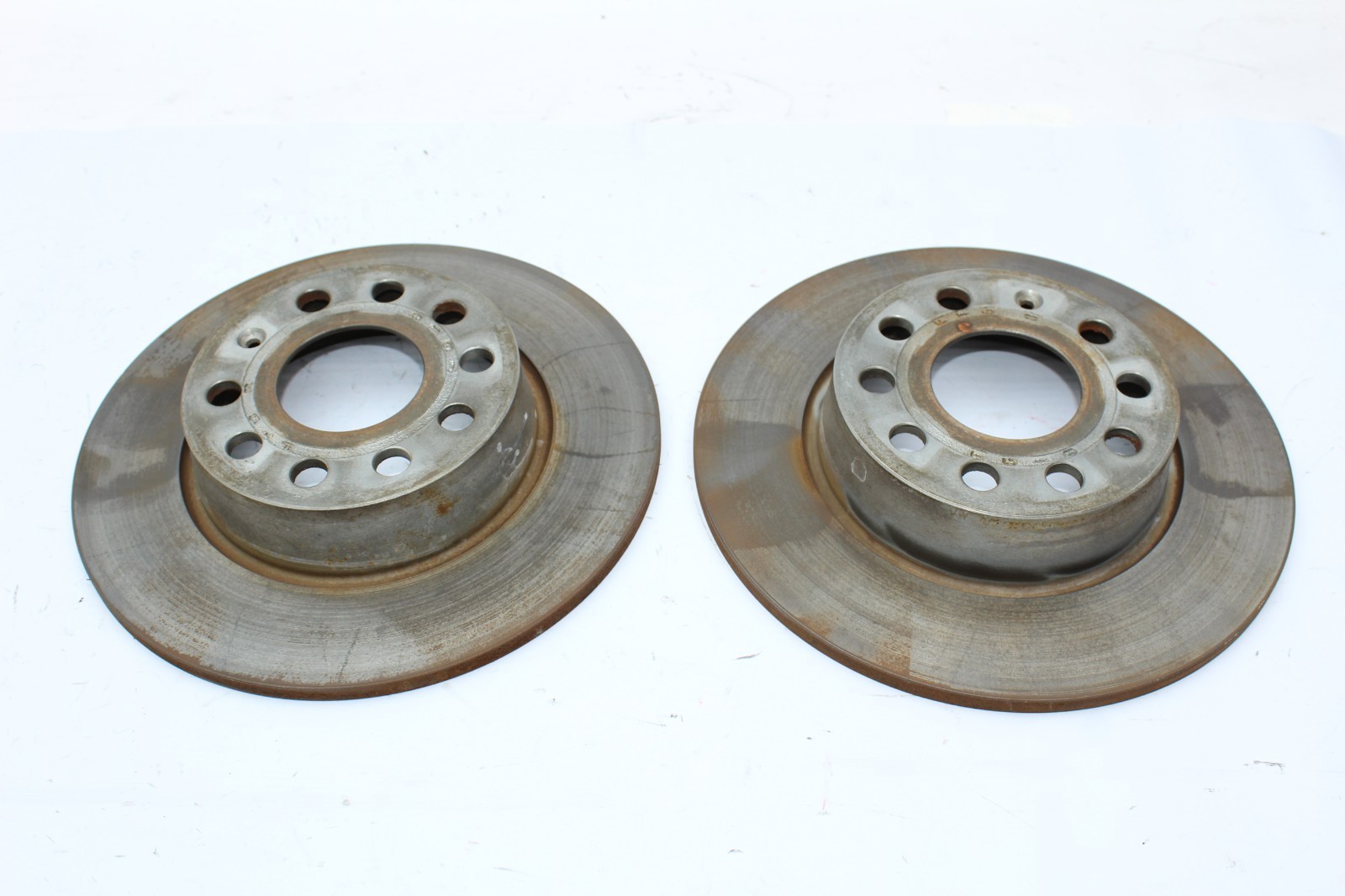2010-2012 VW Golf GTI MK6 Rear Left & Right Brake Rotor Rotors Set 272 mm 2010-2012 VW Golf GTI MK6 Rear Left & Right Brake Rotor Rotors Set 272 mm