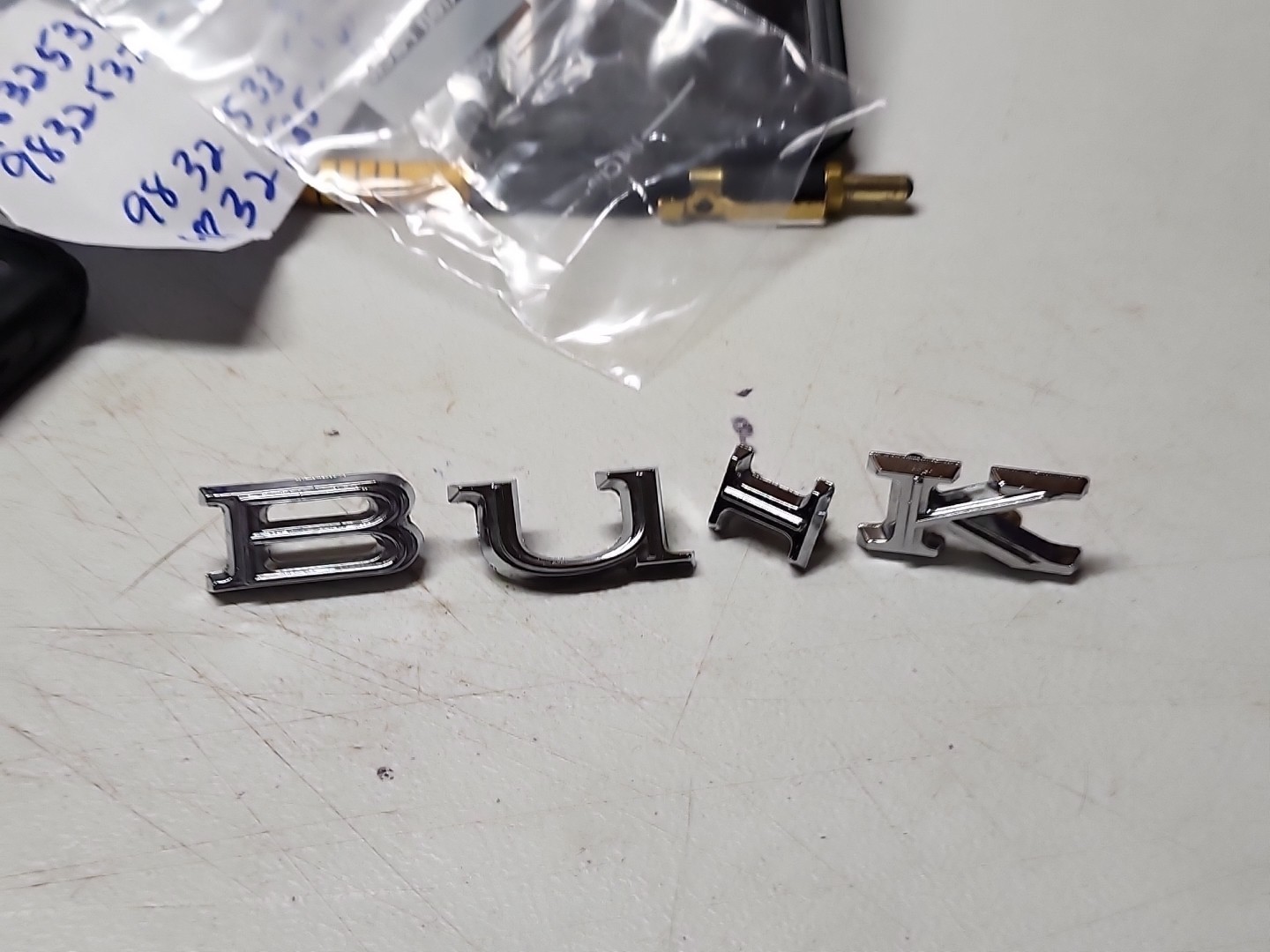 1971 - 1974 Buick Estate Wagon Tailgate Chrome Letters NOS GM 9932531 Lot Of 4 1971 - 1974 Buick Estate Wagon Tailgate Chrome Letters NOS GM 9932531 Lot Of 4