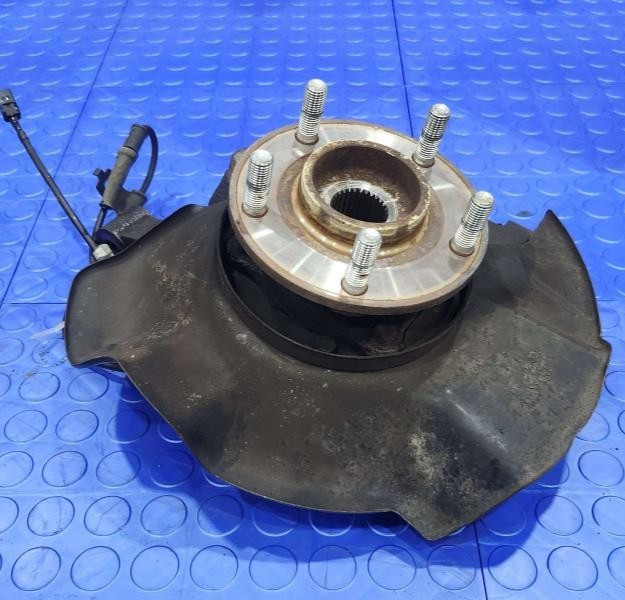 2011-2013 Kia Sorento Front Left Driver LH Spindle Knuckle Assembly Oem 11-13