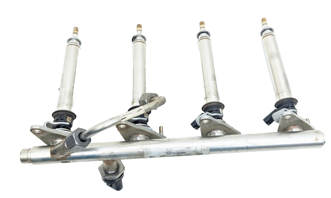 12-20 MERCEDES B250 C300 Fuel rail 2740700995