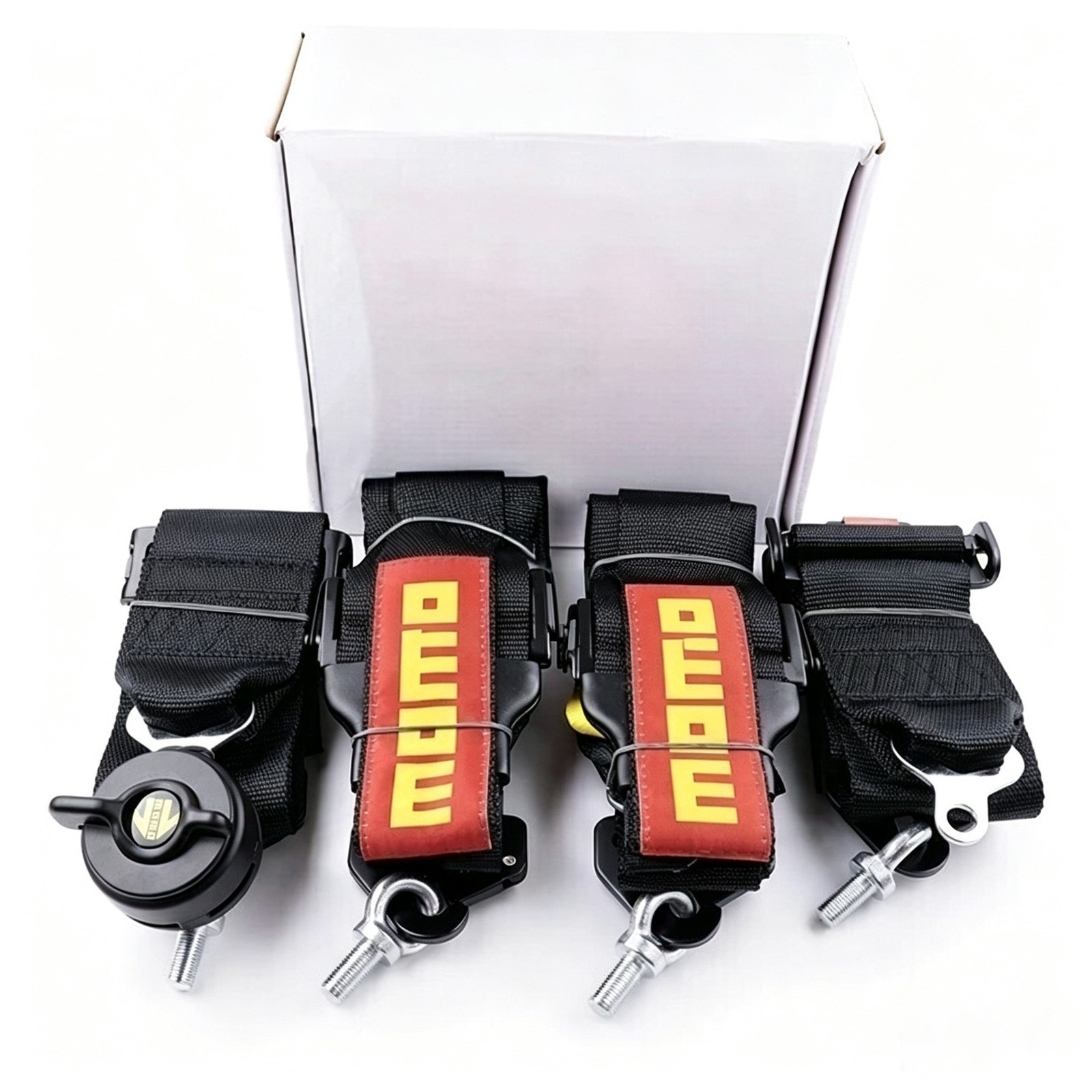 Black MOMO Seatbelt 4-Point 3