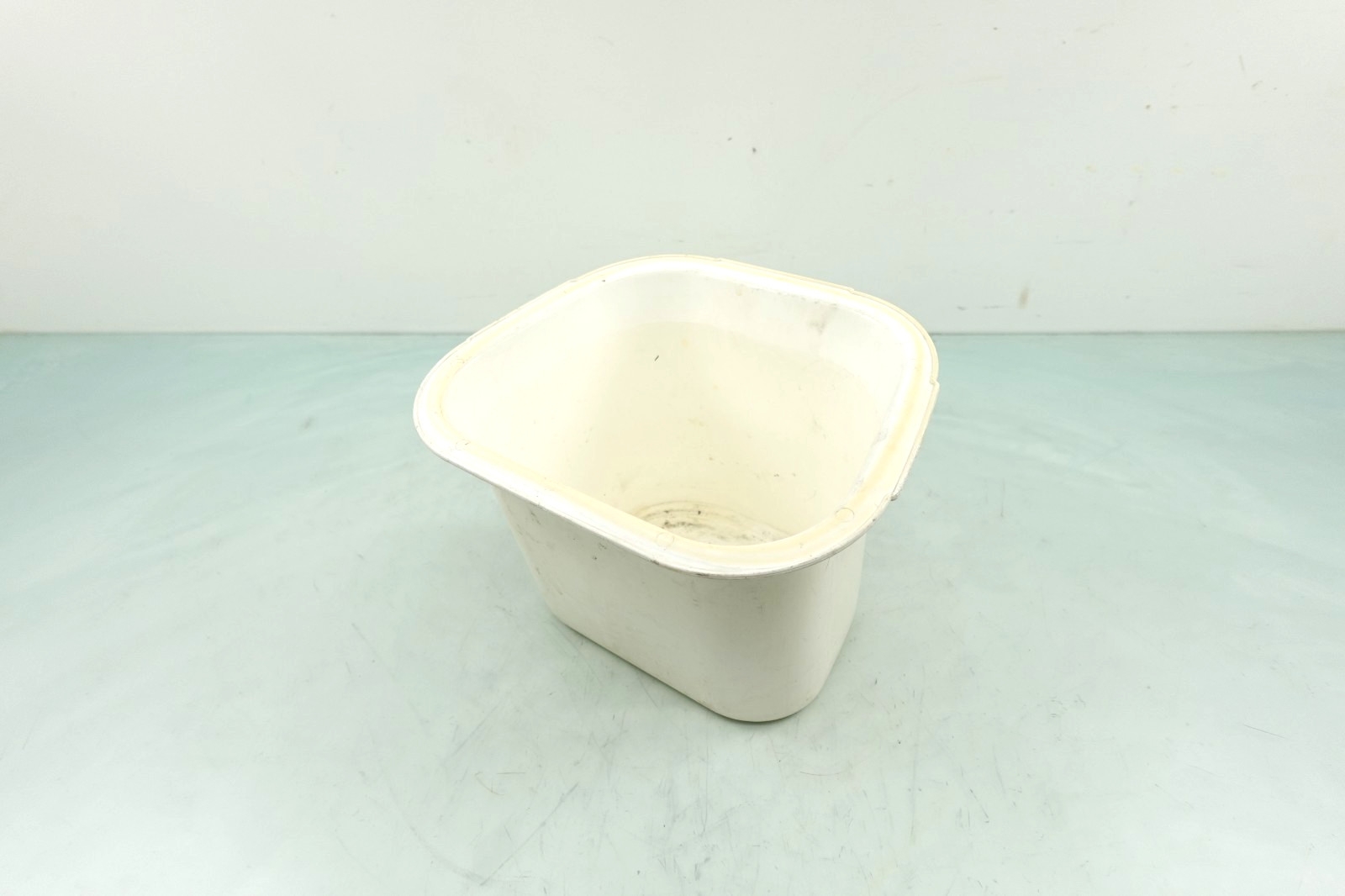 1996-2001 Sea-Doo GTI 720 / GTX Limited 951 OEM Rear Storage Bin 269500270