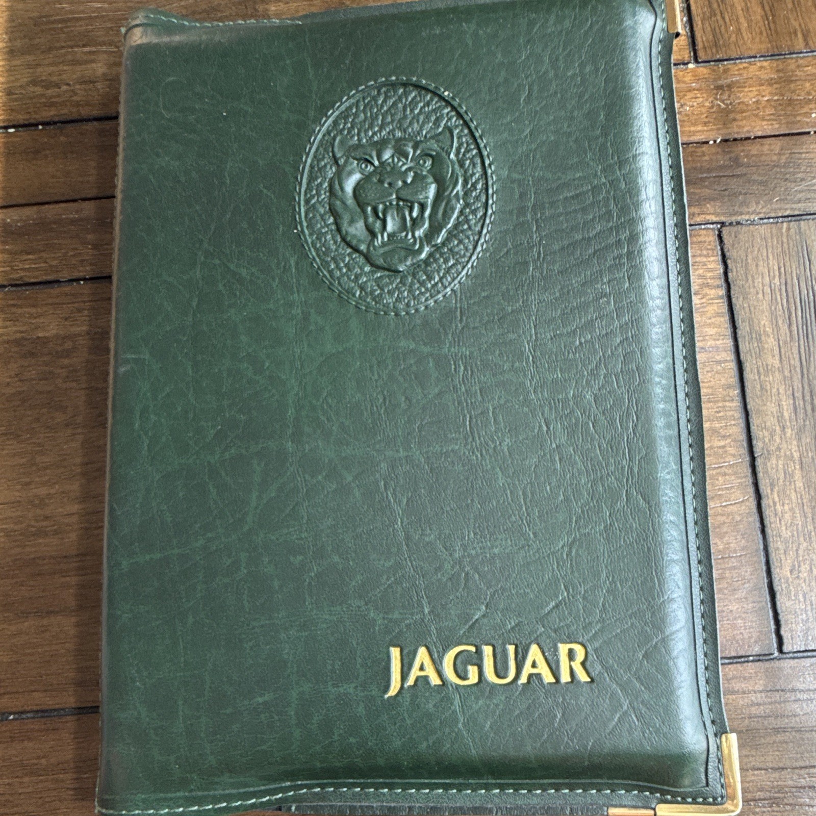 1991 Jaguar XJ-S Drivers Handbook 1991 Jaguar XJ-S Drivers Handbook
