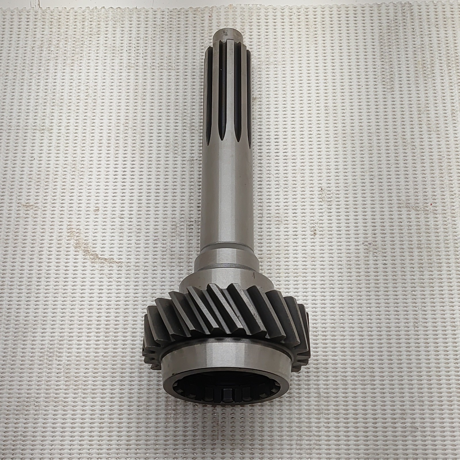 Spicer/Tremec/CM50 / CM55 Series Main Drive Gear P/N # 47-35-32 Spicer/Tremec/CM50 / CM55 Series Main Drive Gear P/N # 47-35-32