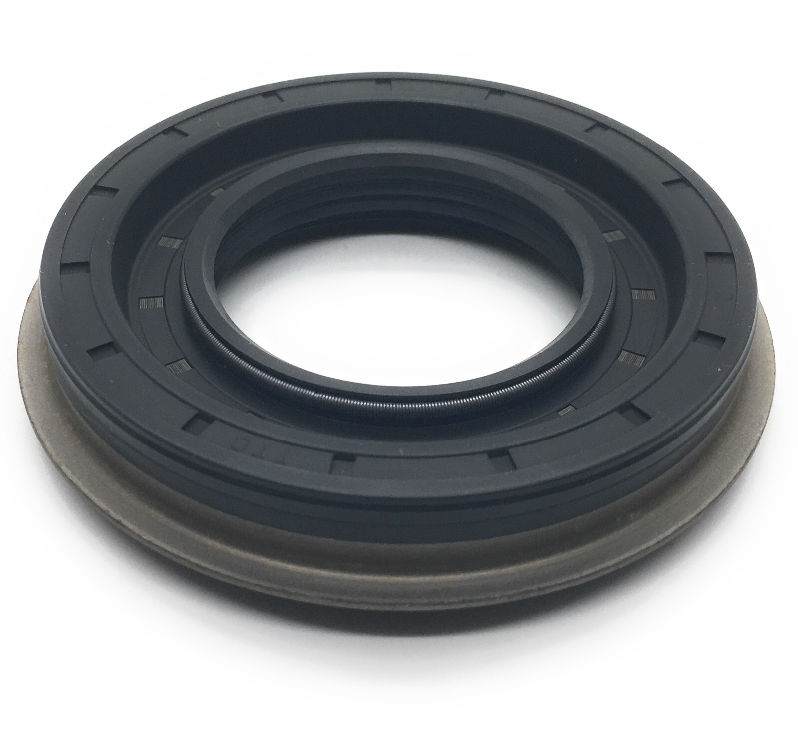 Front Axle Seal Fits Nissan ARMADA PATHFINDER TITAN QX56  Replaces 38342-8S110